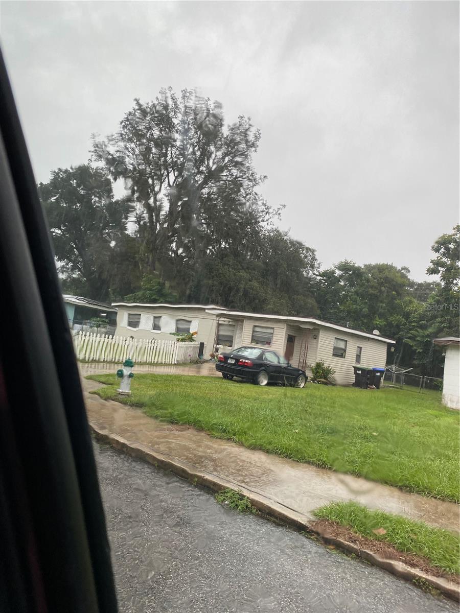 Image 2 of 2 For 4207 Meadowbrook Avenue