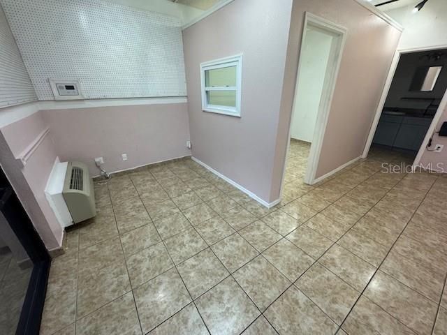 Image 4 of 15 For 8421 Orange Blossom Trail 232