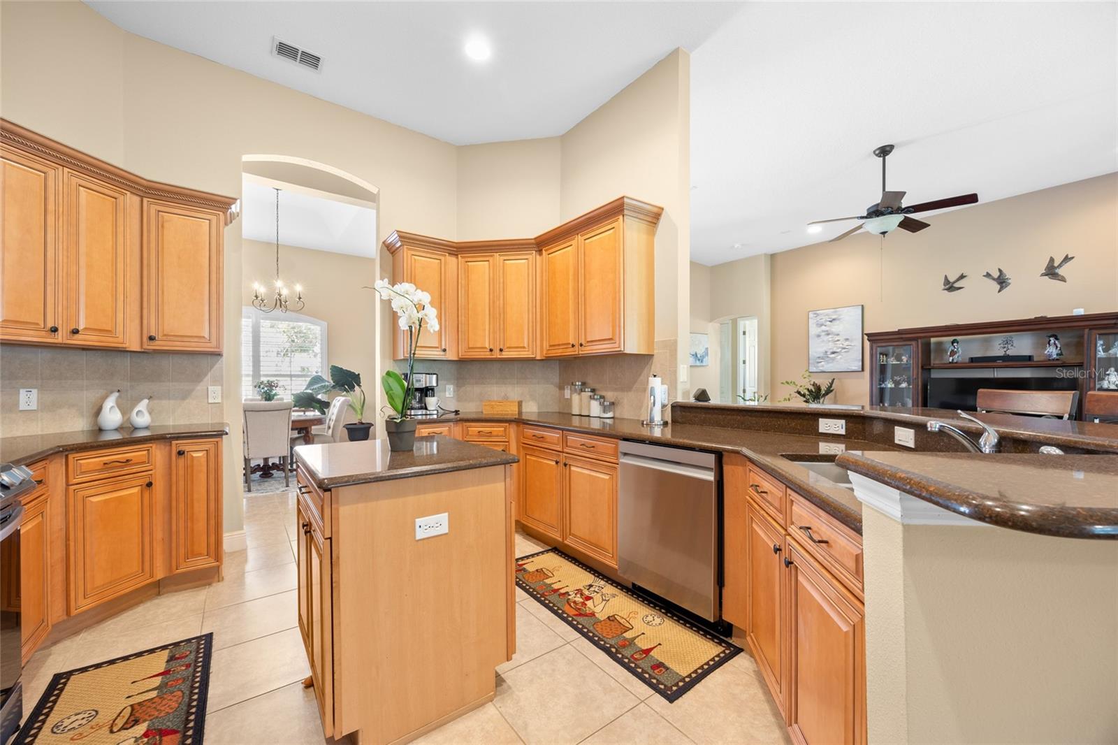 Image 12 of 43 For 3856 Shoreside Drive