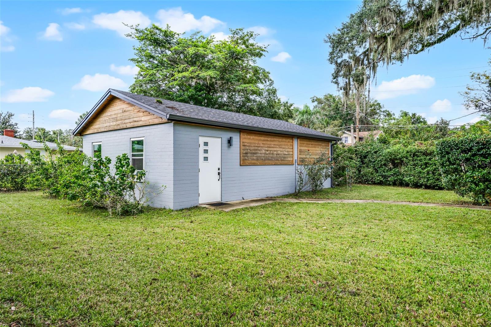 Image 37 of 45 For 940 Alba Drive