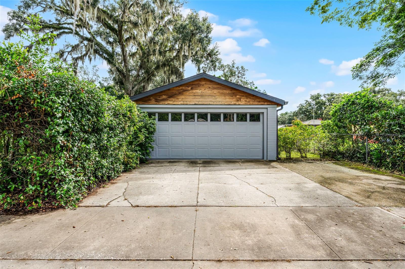 Image 39 of 45 For 940 Alba Drive