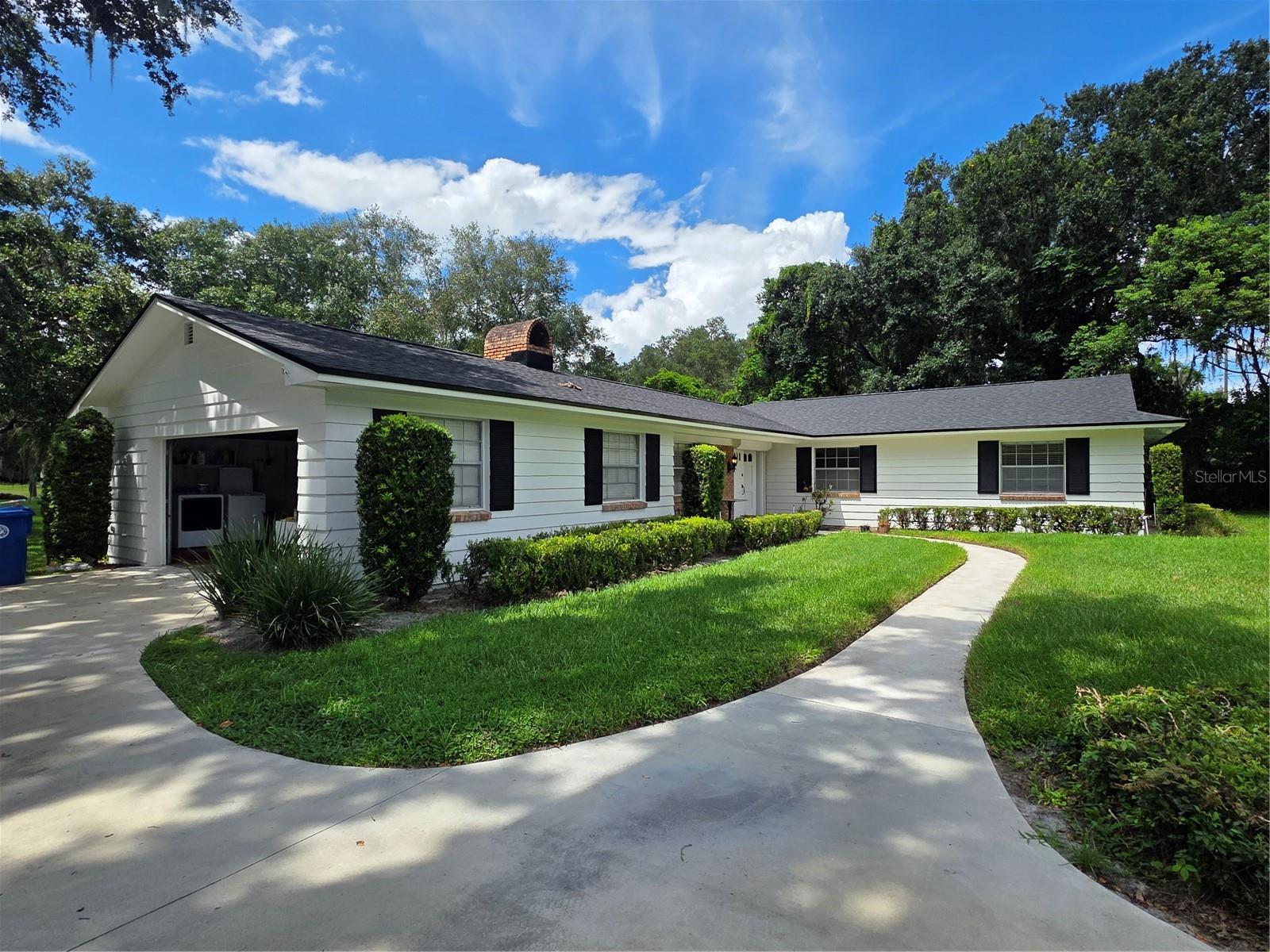 Details for 645 Lake Charm Drive, OVIEDO, FL 32765