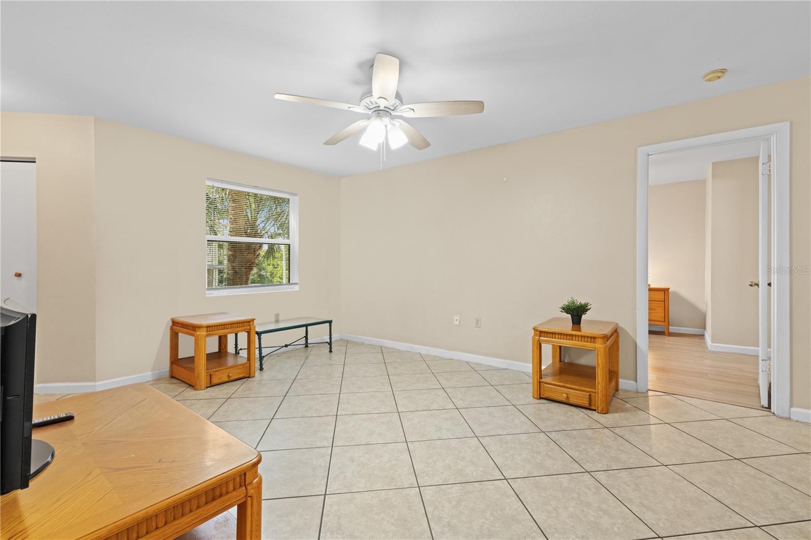 Image 7 of 51 For 3032 Parkway Boulevard 208