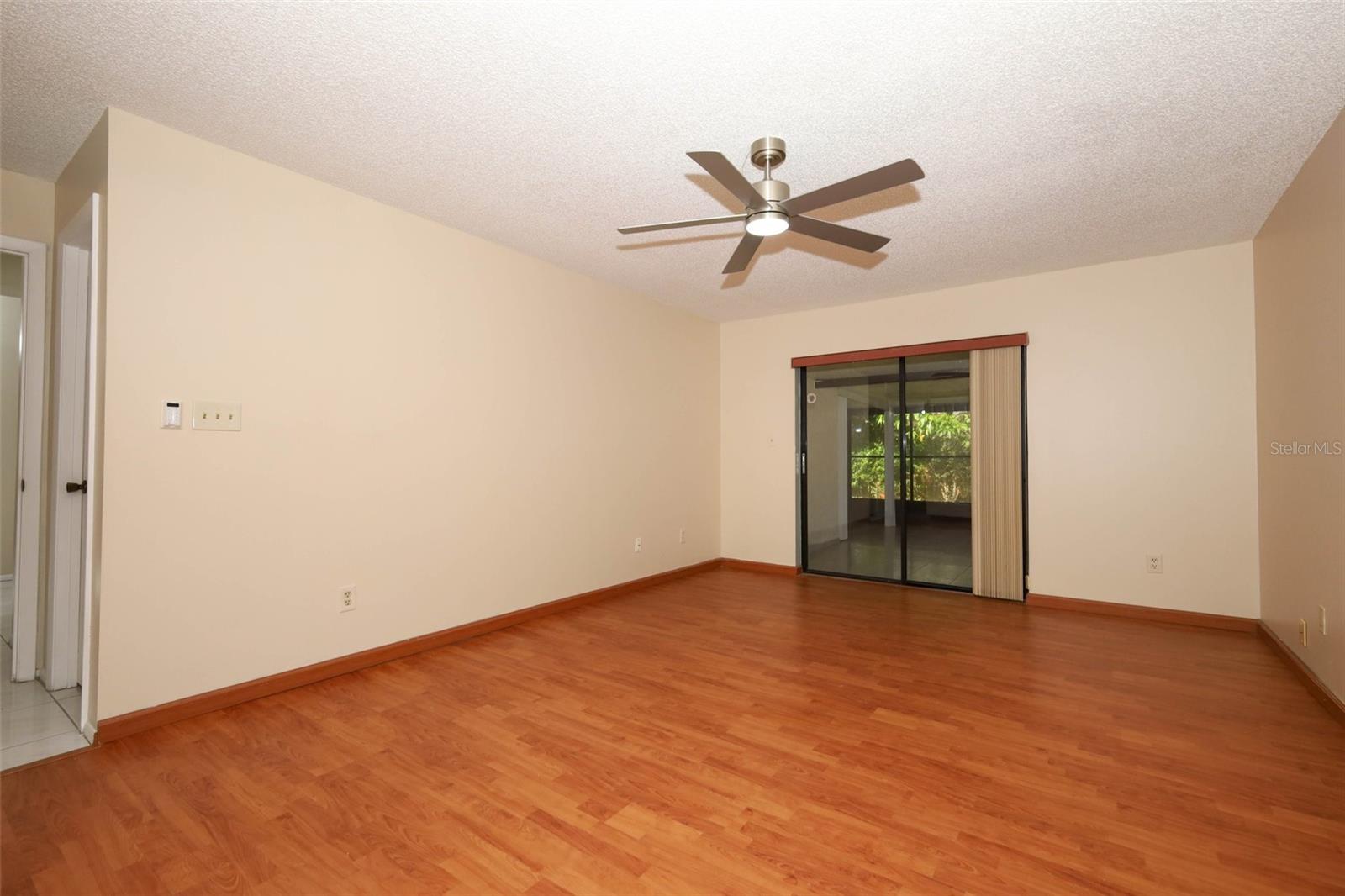 Image 18 of 43 For 11832 Scotty Drive