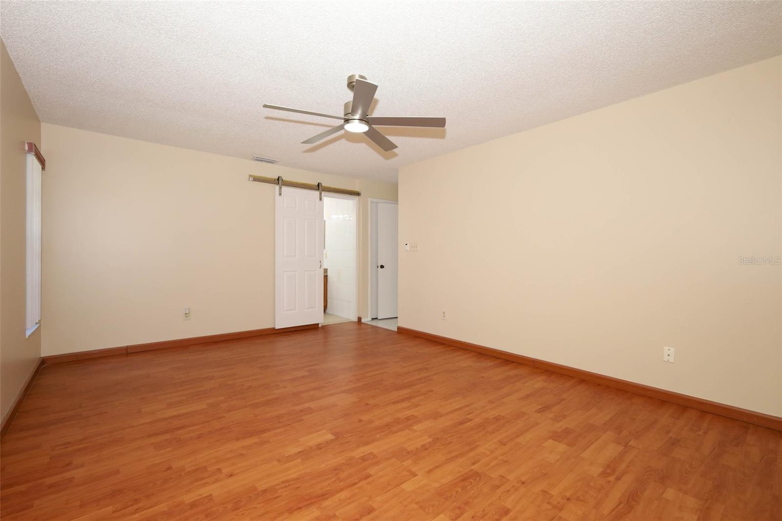 Image 21 of 43 For 11832 Scotty Drive