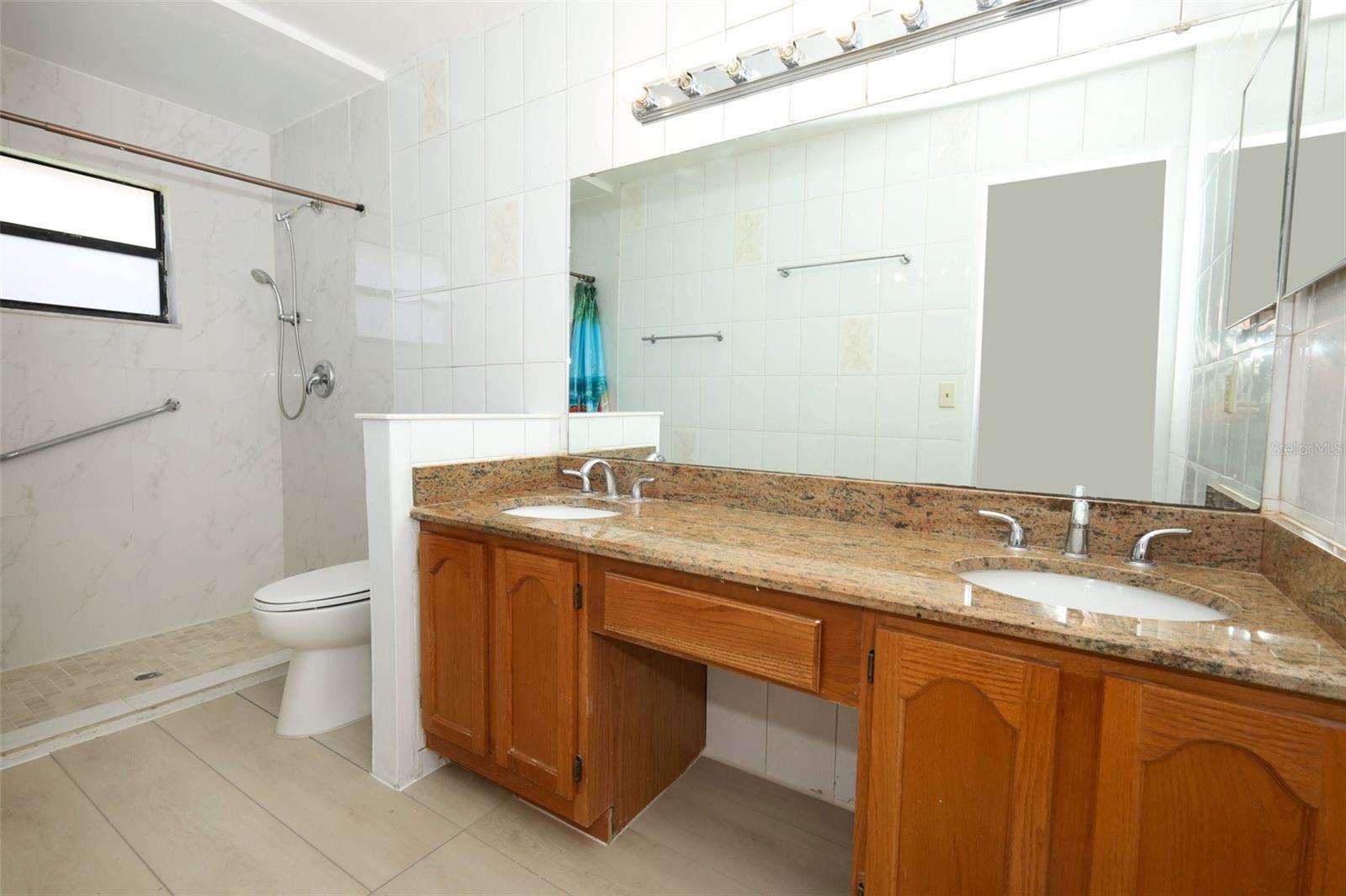 Image 22 of 43 For 11832 Scotty Drive