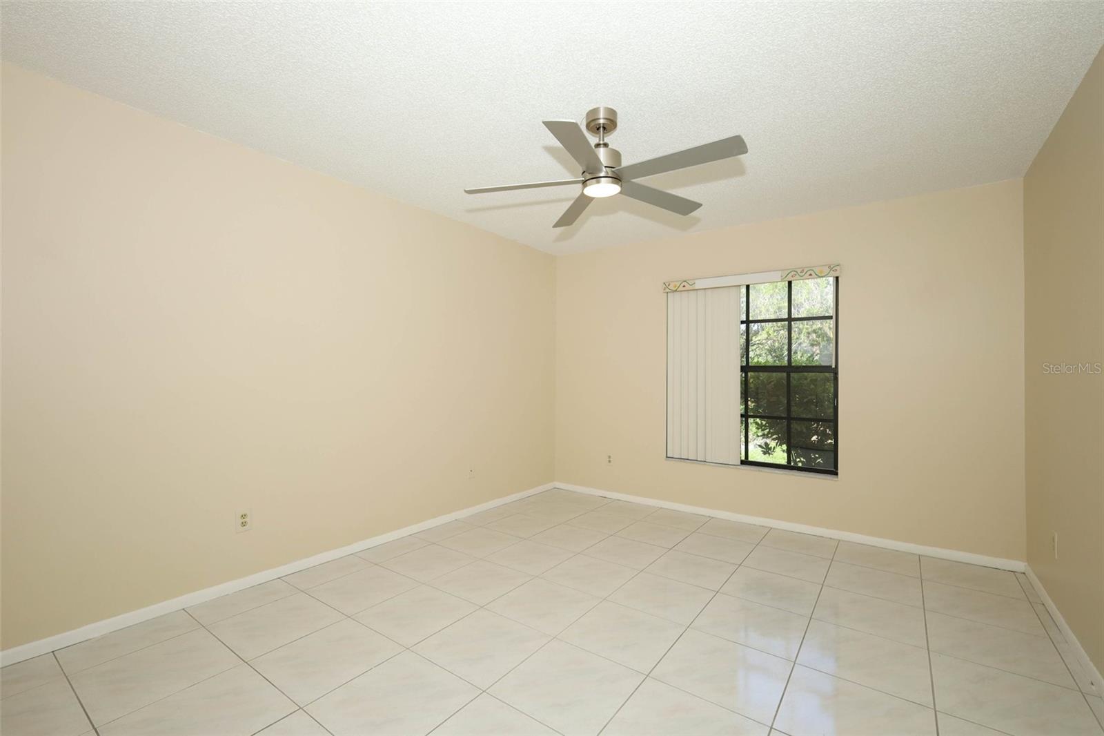 Image 24 of 43 For 11832 Scotty Drive