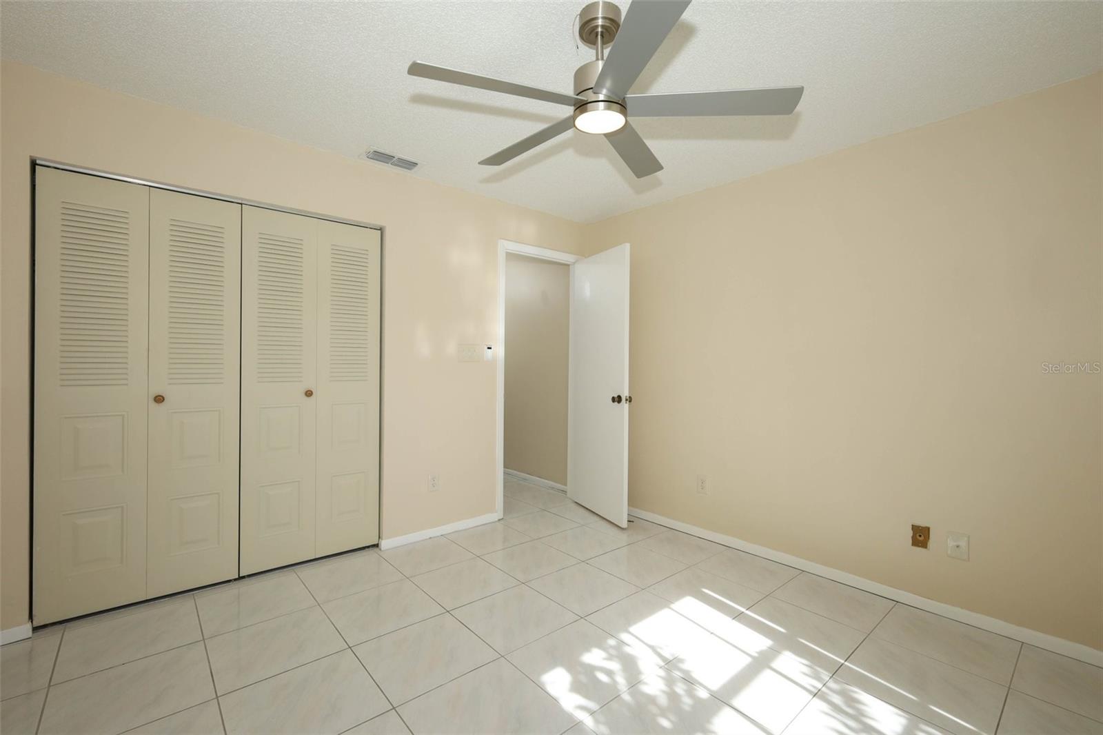 Image 29 of 43 For 11832 Scotty Drive