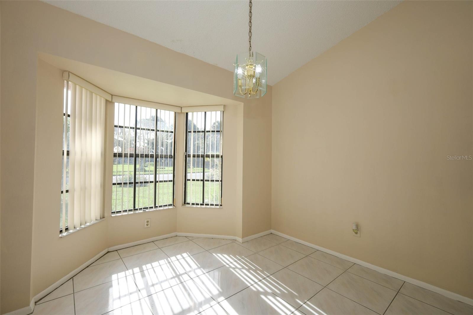 Image 7 of 43 For 11832 Scotty Drive