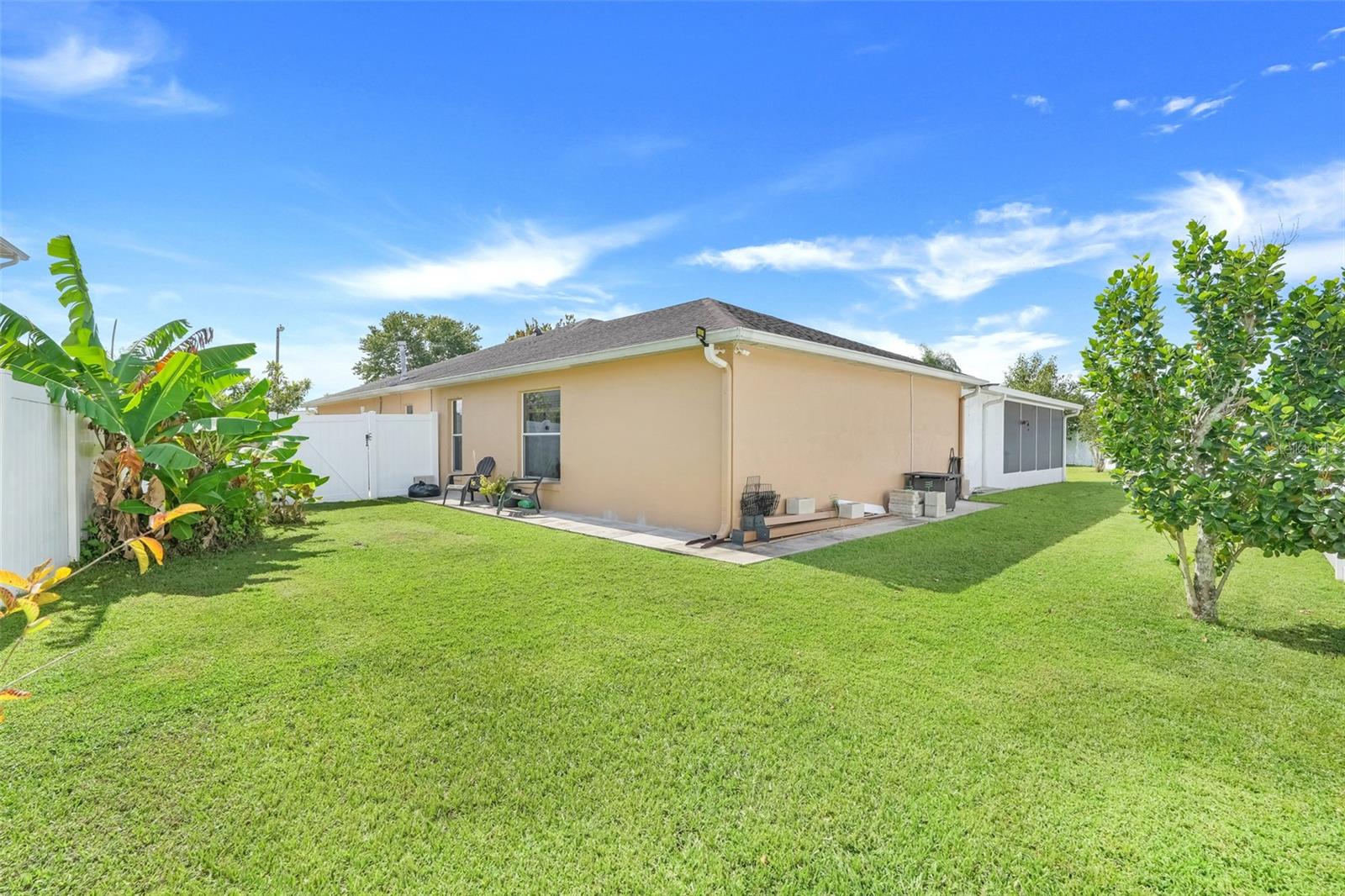 Image 25 of 30 For 5113 Sage Way