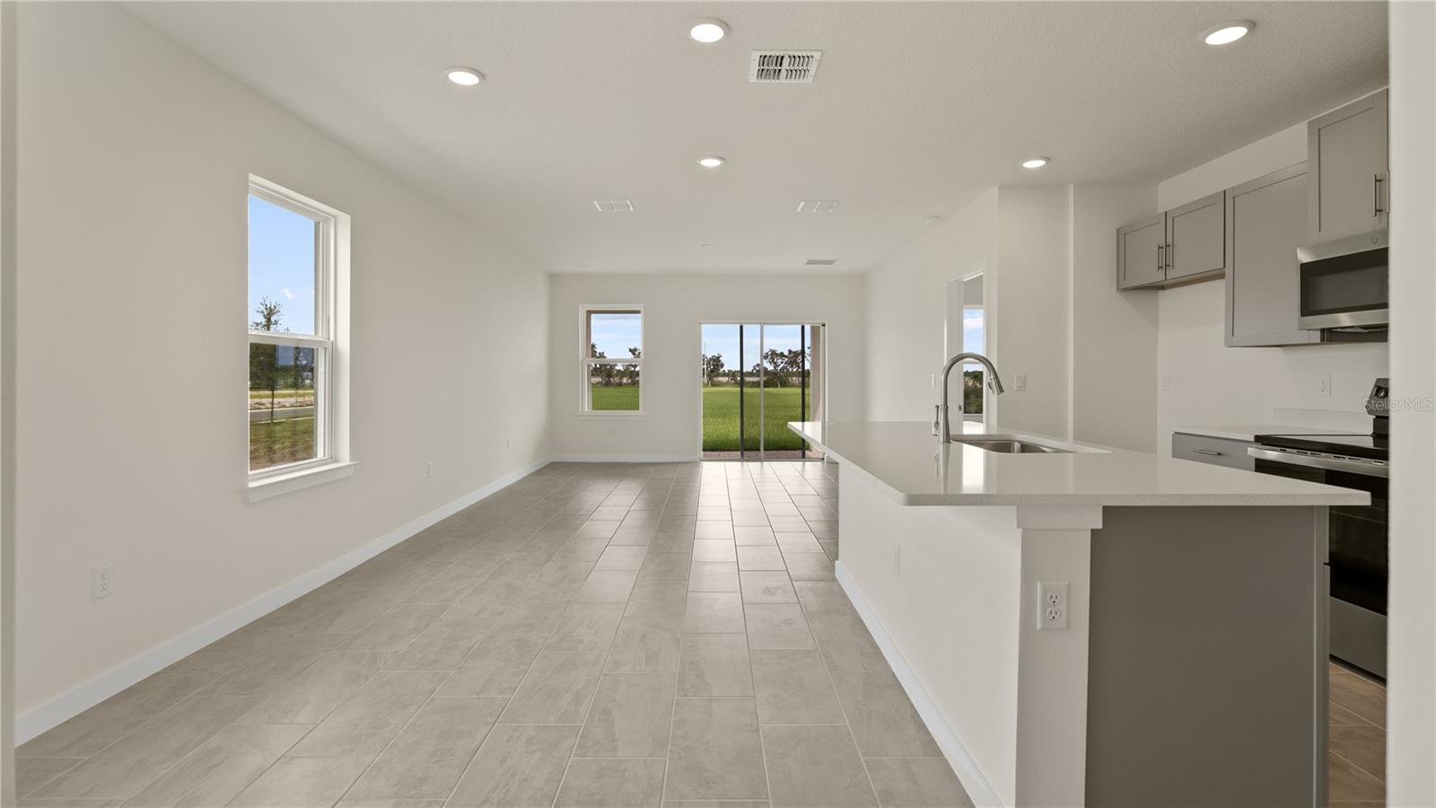 Image 10 of 49 For 321 Meredith Boulevard