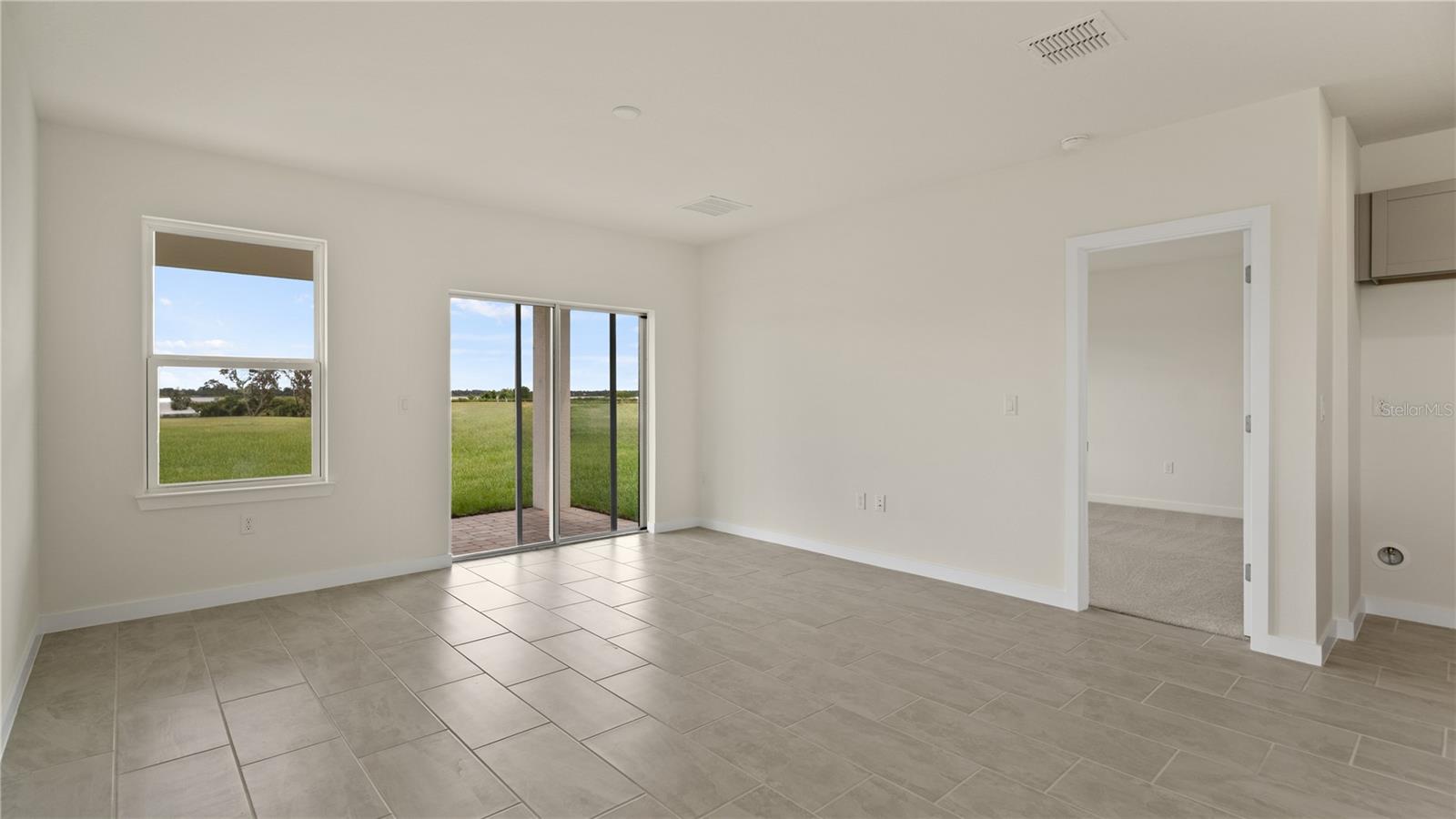 Image 14 of 49 For 321 Meredith Boulevard