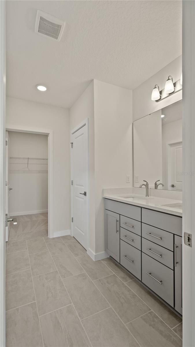 Image 36 of 49 For 321 Meredith Boulevard