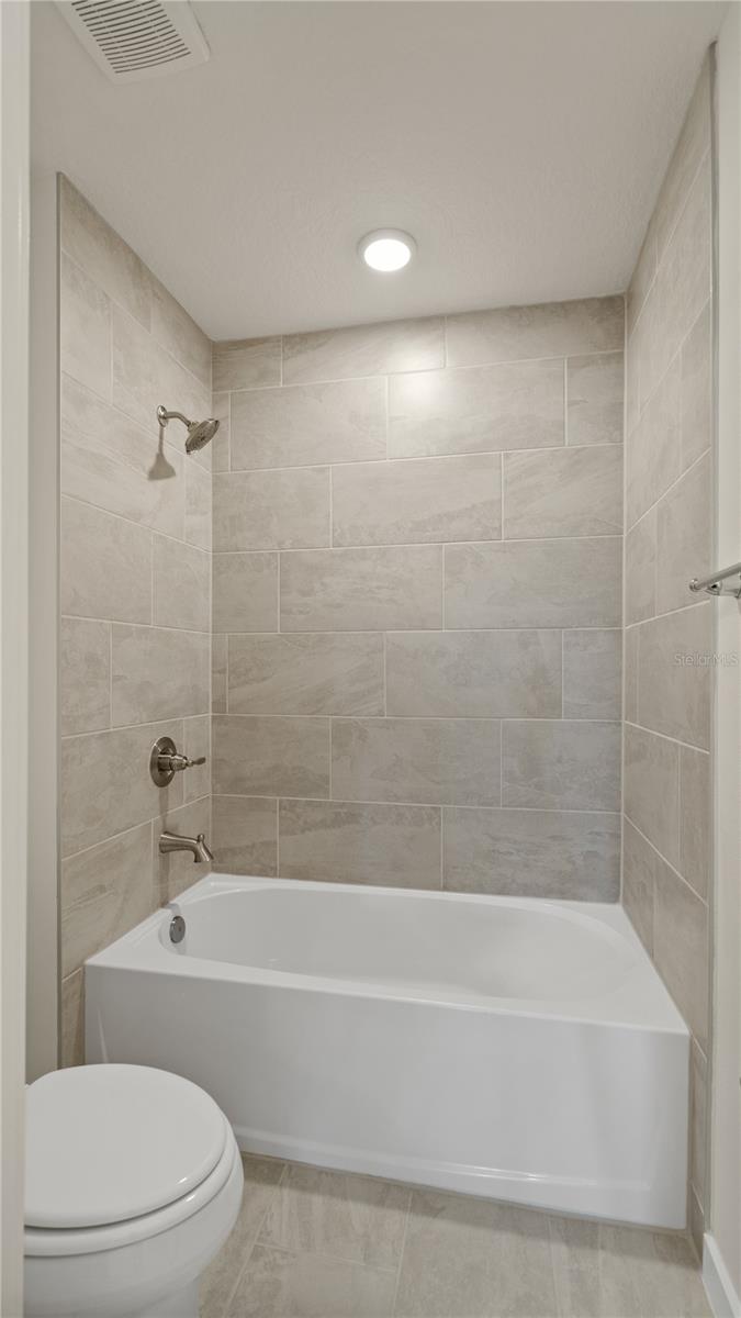 Image 39 of 49 For 321 Meredith Boulevard