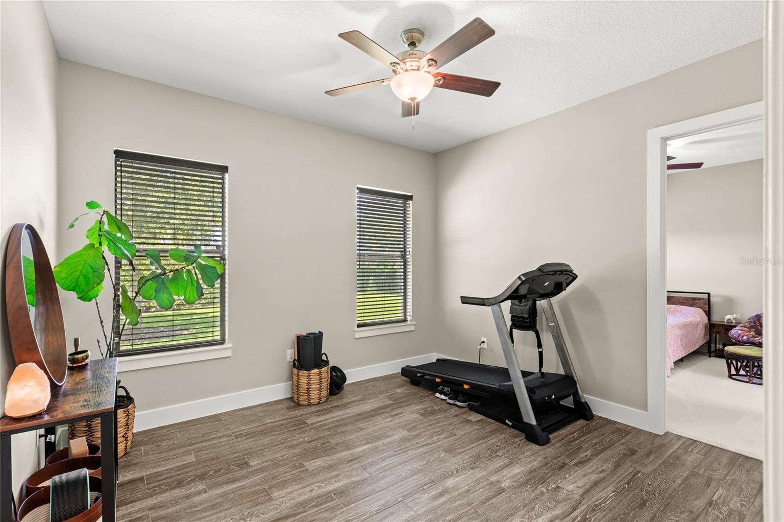 Image 29 of 57 For 25609 Grandview Pointe