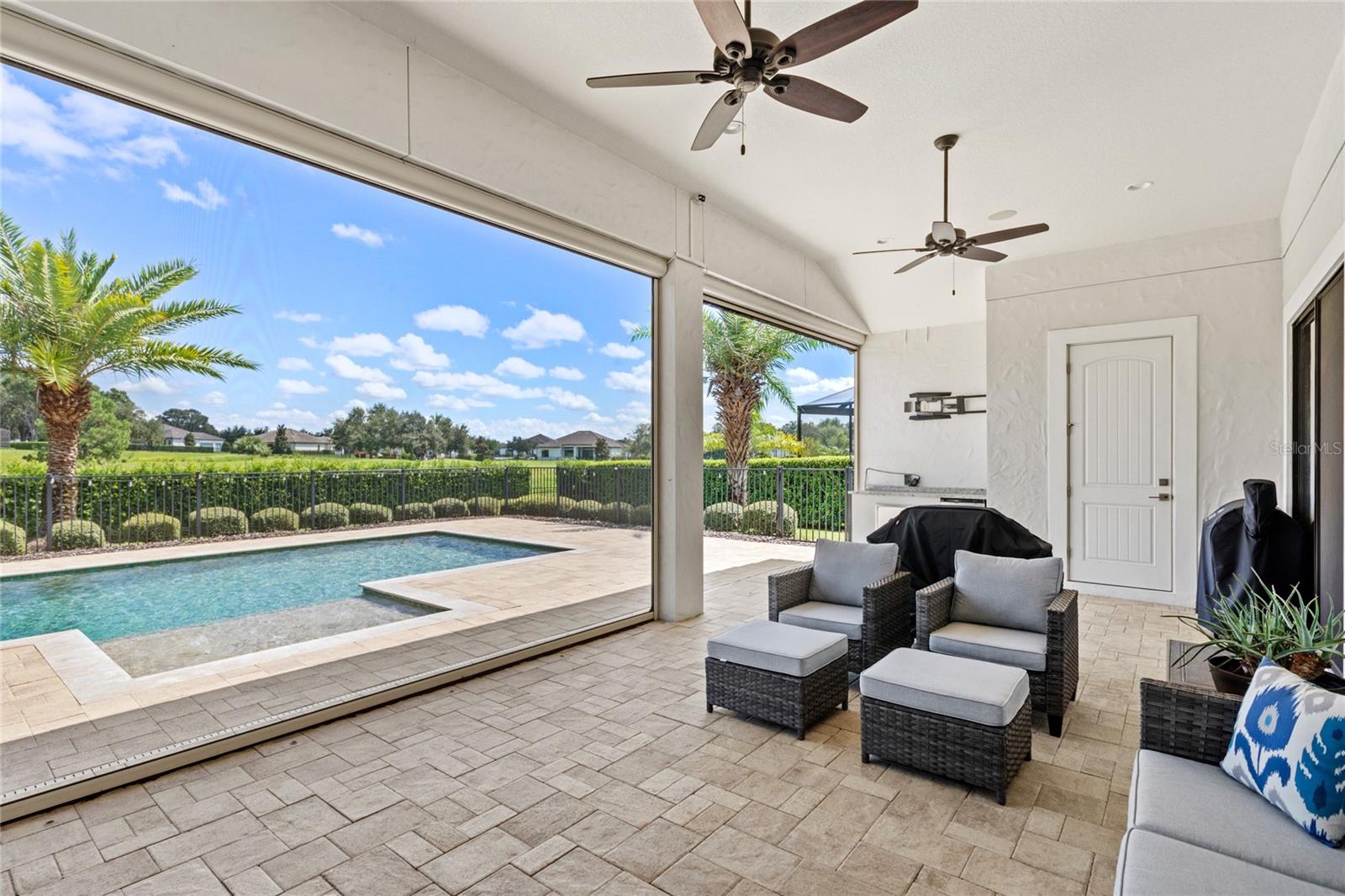 Image 38 of 57 For 25609 Grandview Pointe