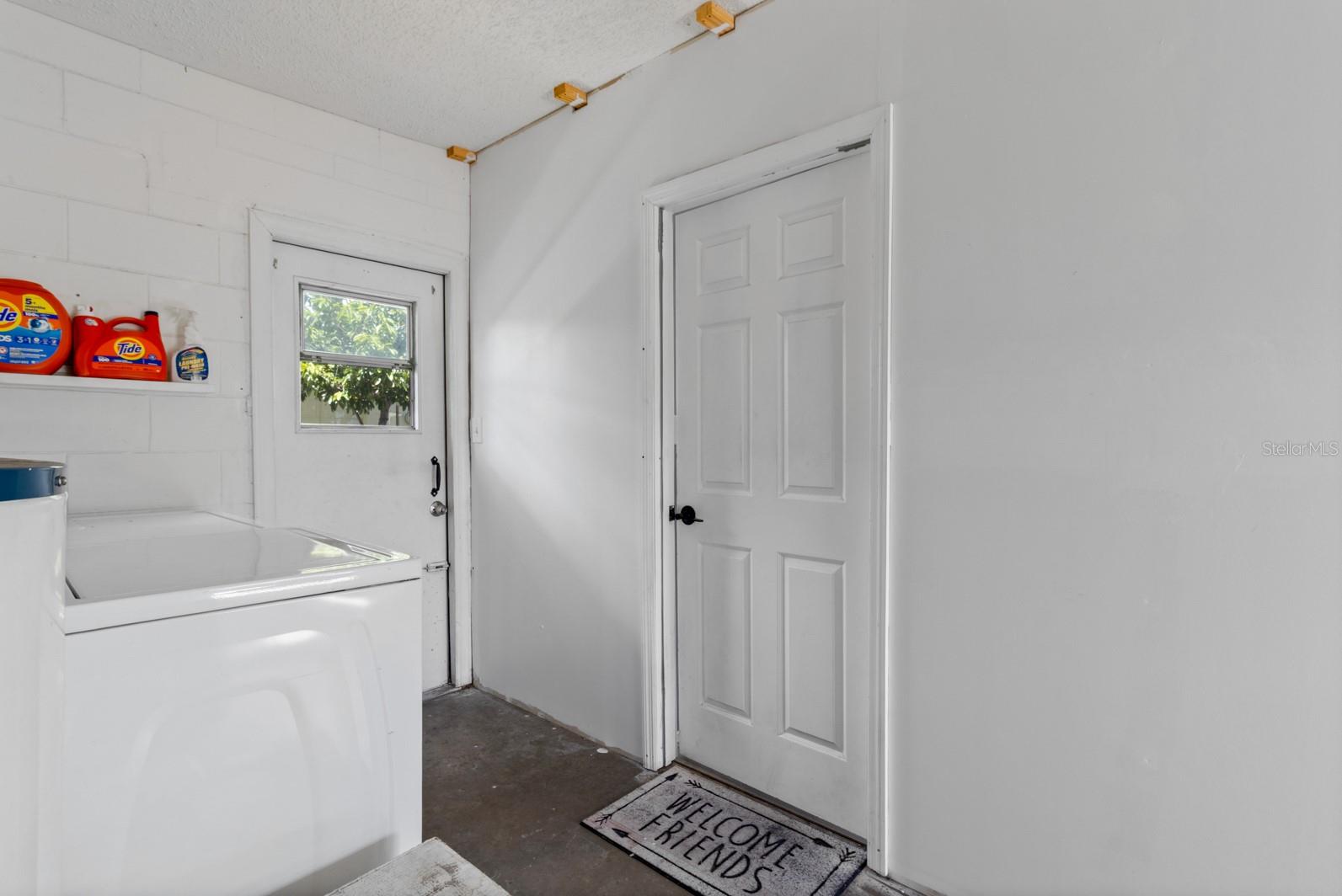 Image 18 of 28 For 1436 Massa Street