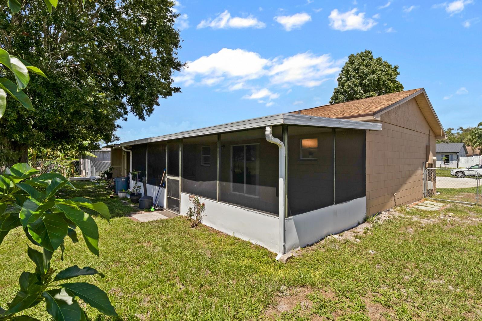 Image 24 of 28 For 1436 Massa Street