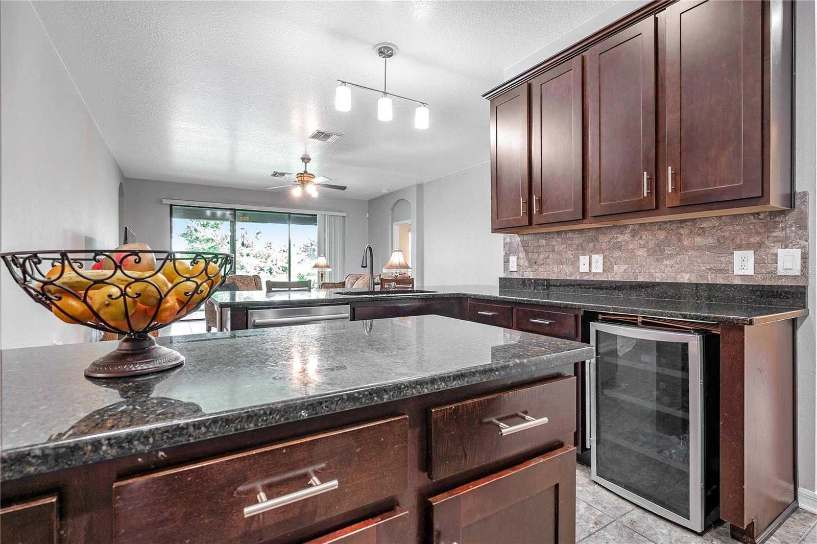 Image 16 of 59 For 6722 Wild Elm Court