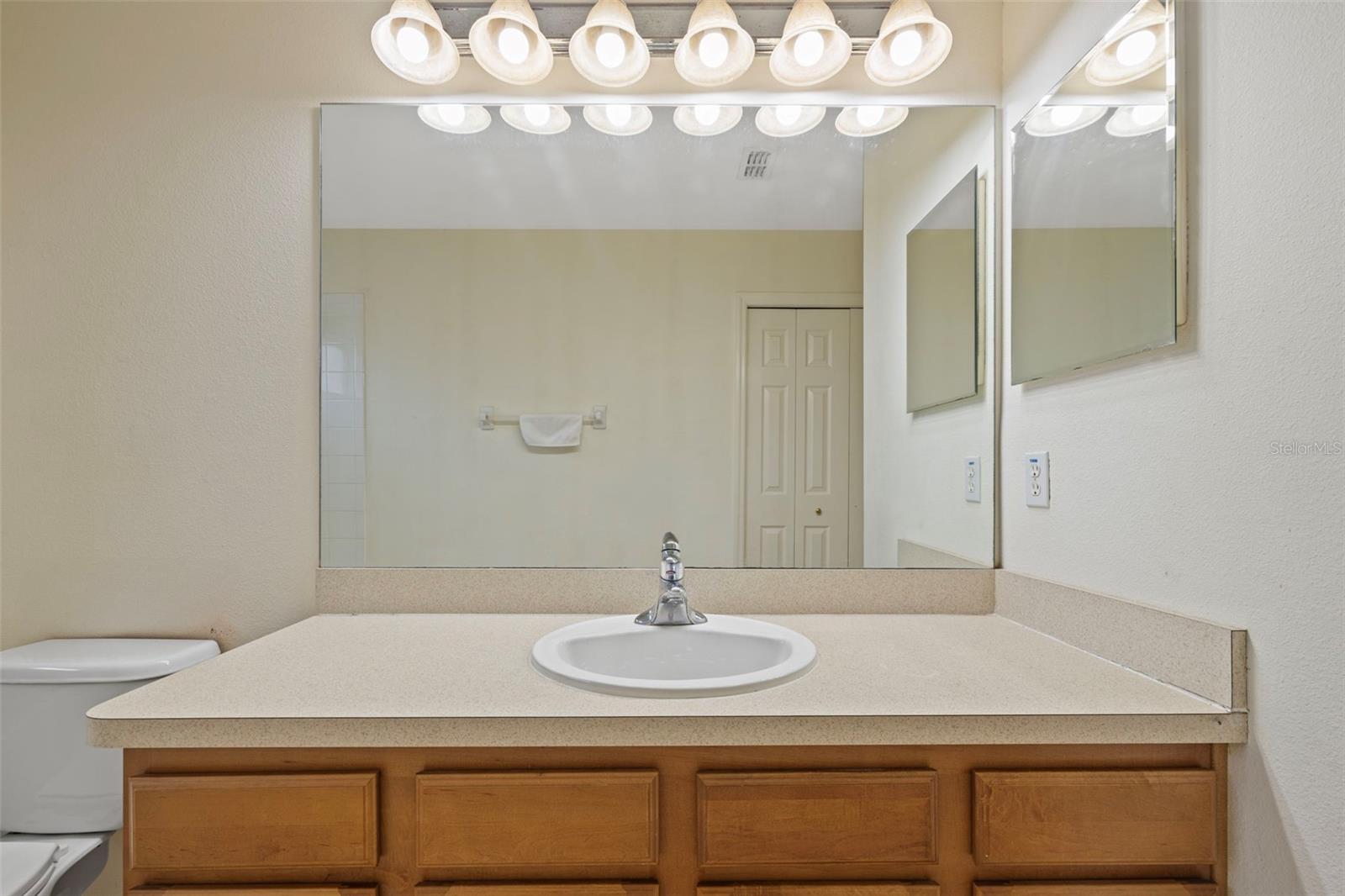 Image 28 of 42 For 4121 Key Thatch Drive