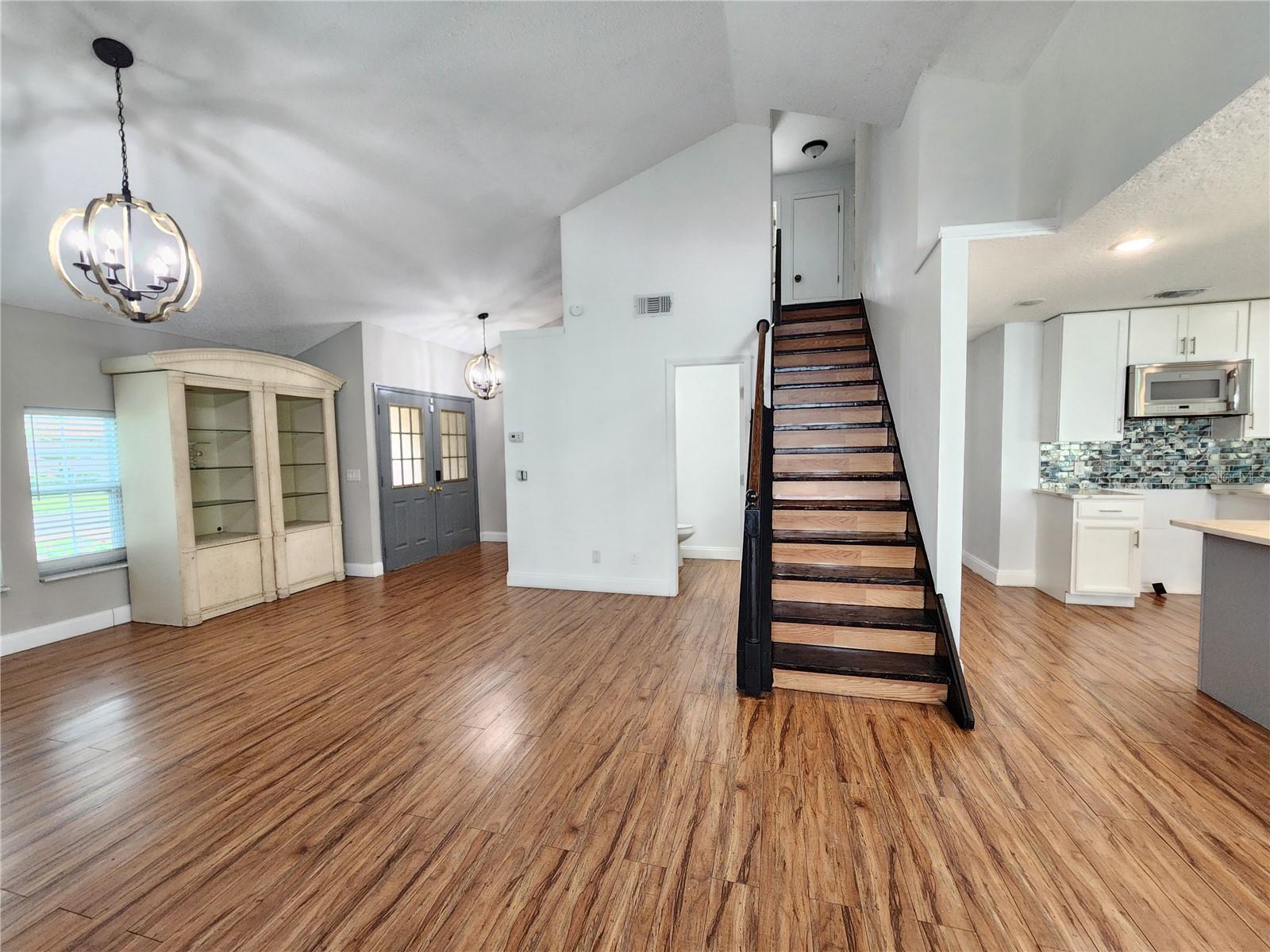 Image 6 of 23 For 11659 Darlington Drive