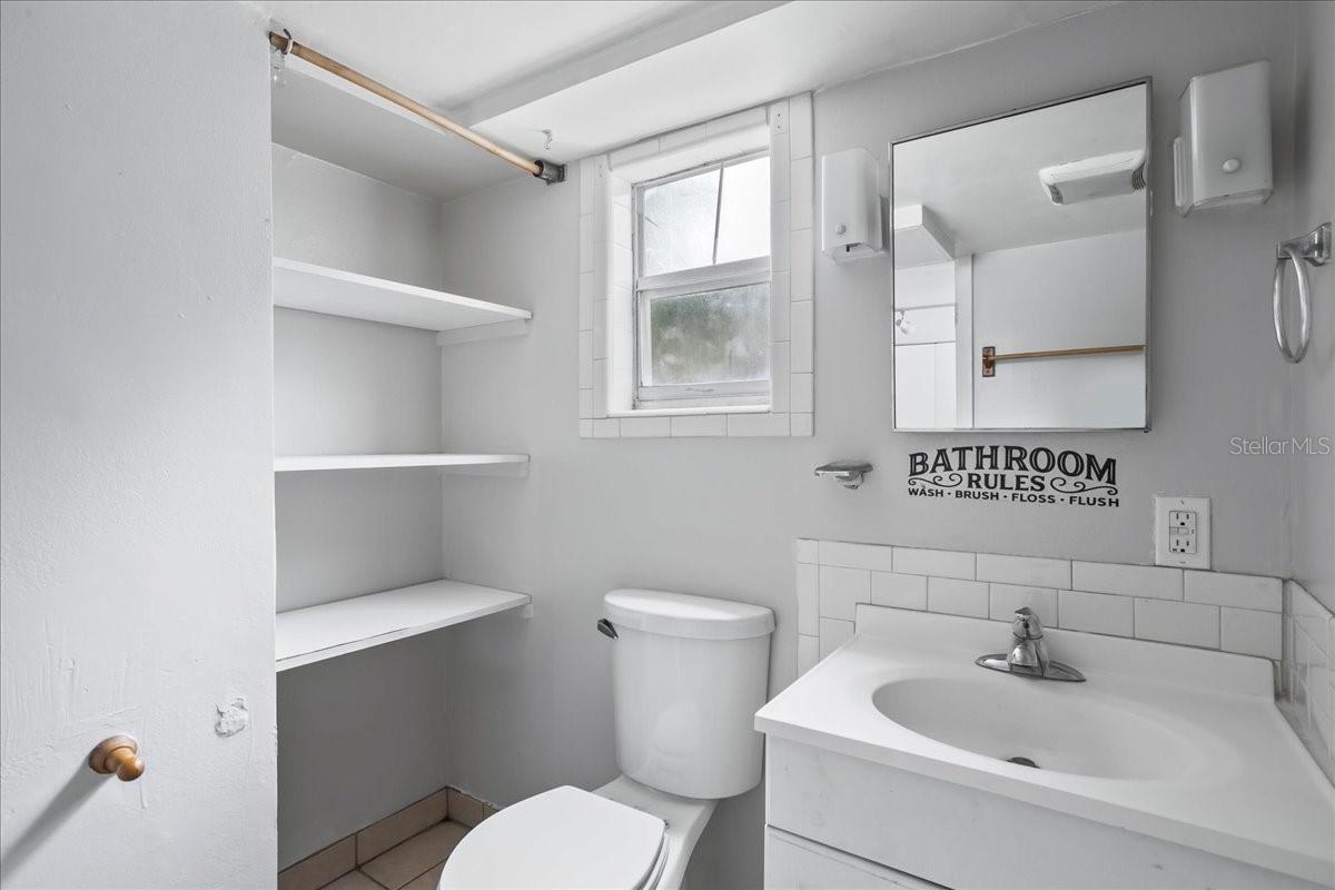 Image 17 of 29 For 724 Central Avenue