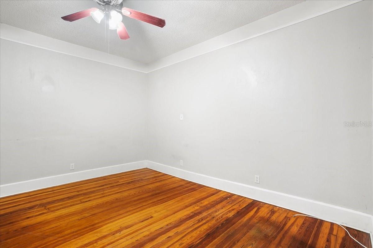 Image 25 of 29 For 724 Central Avenue