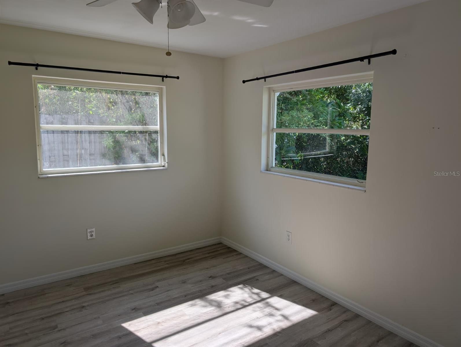 Image 17 of 24 For 1176 40th Street