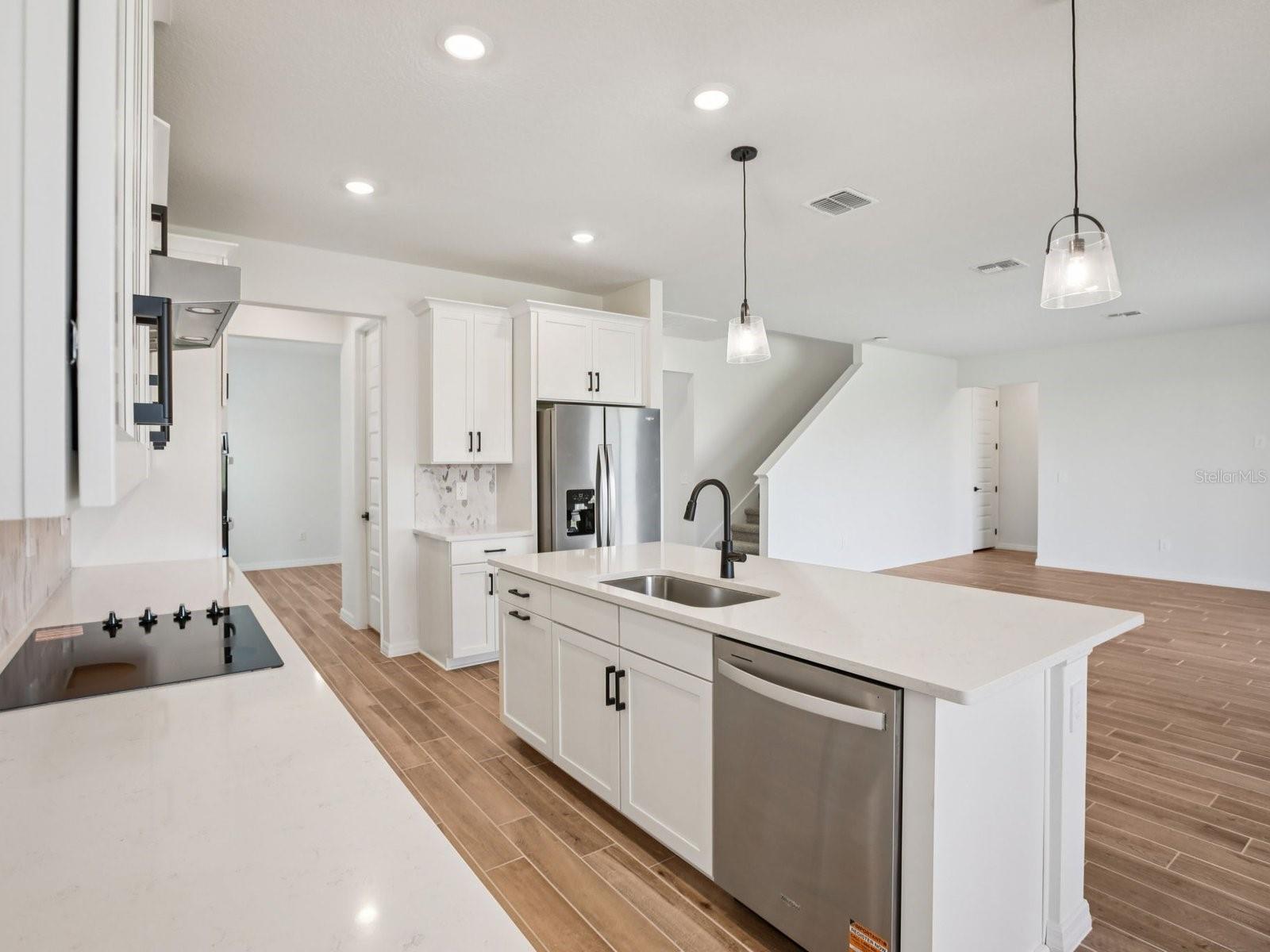 Image 13 of 50 For 1922 Coolridge Place