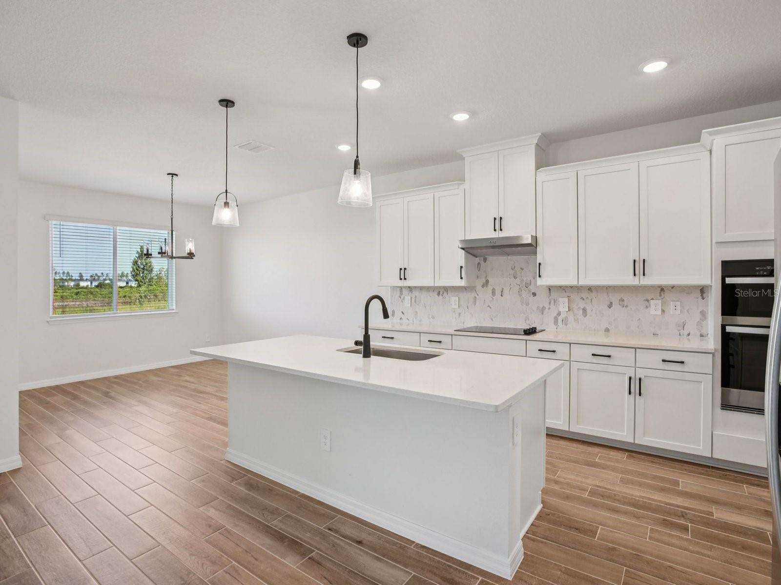 Image 17 of 50 For 1922 Coolridge Place