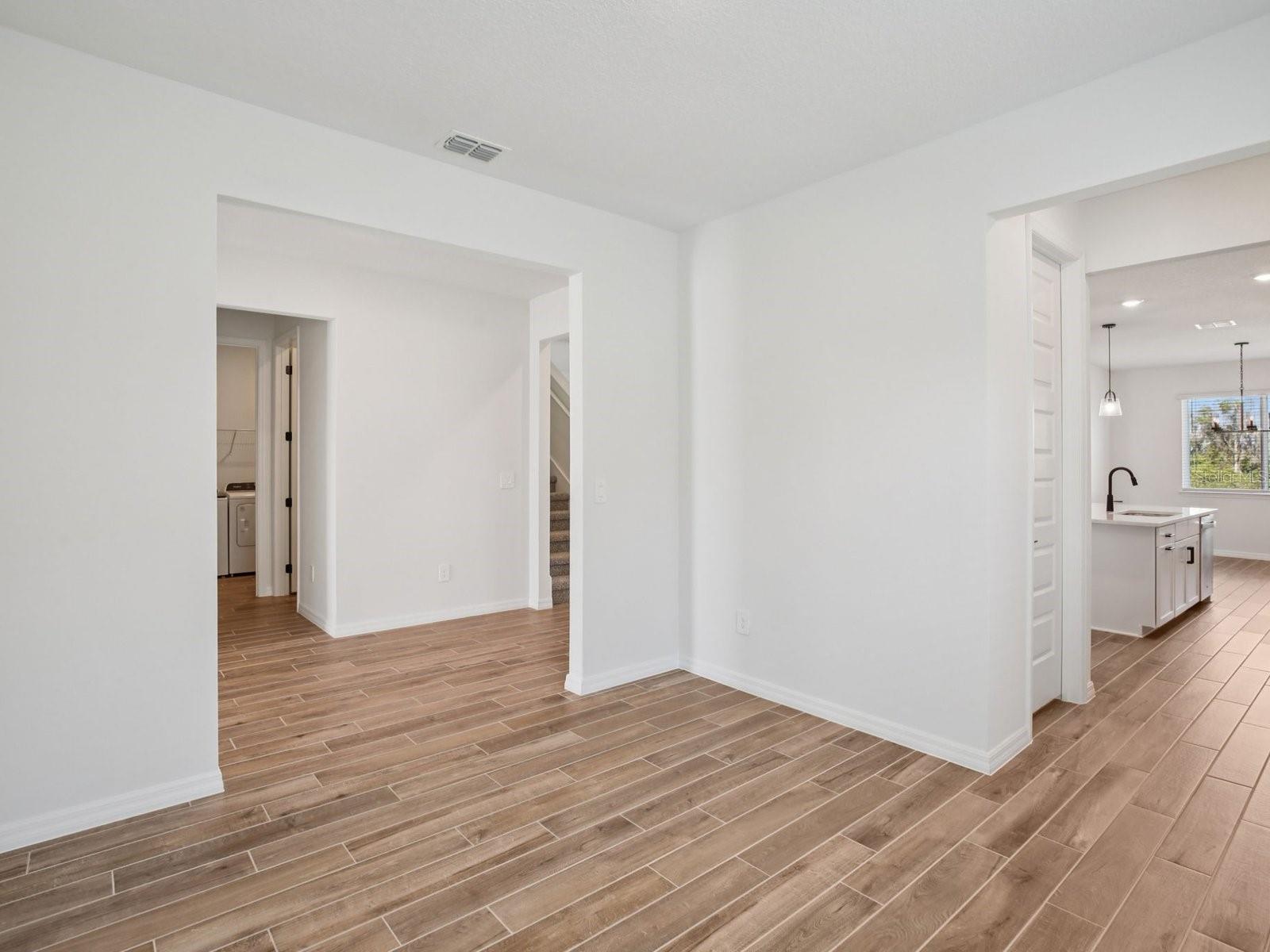 Image 19 of 50 For 1922 Coolridge Place