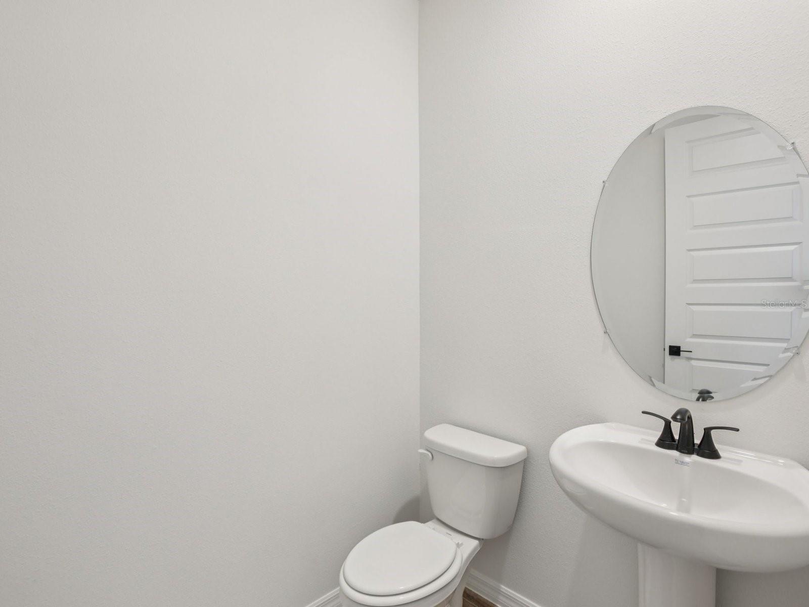 Image 25 of 50 For 1922 Coolridge Place