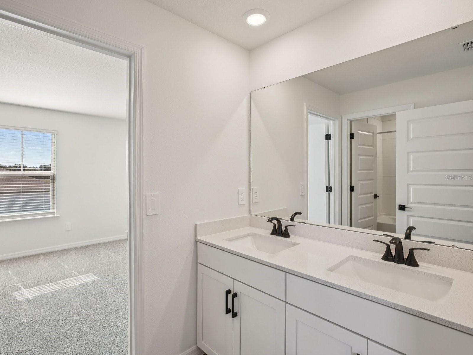 Image 37 of 50 For 1922 Coolridge Place