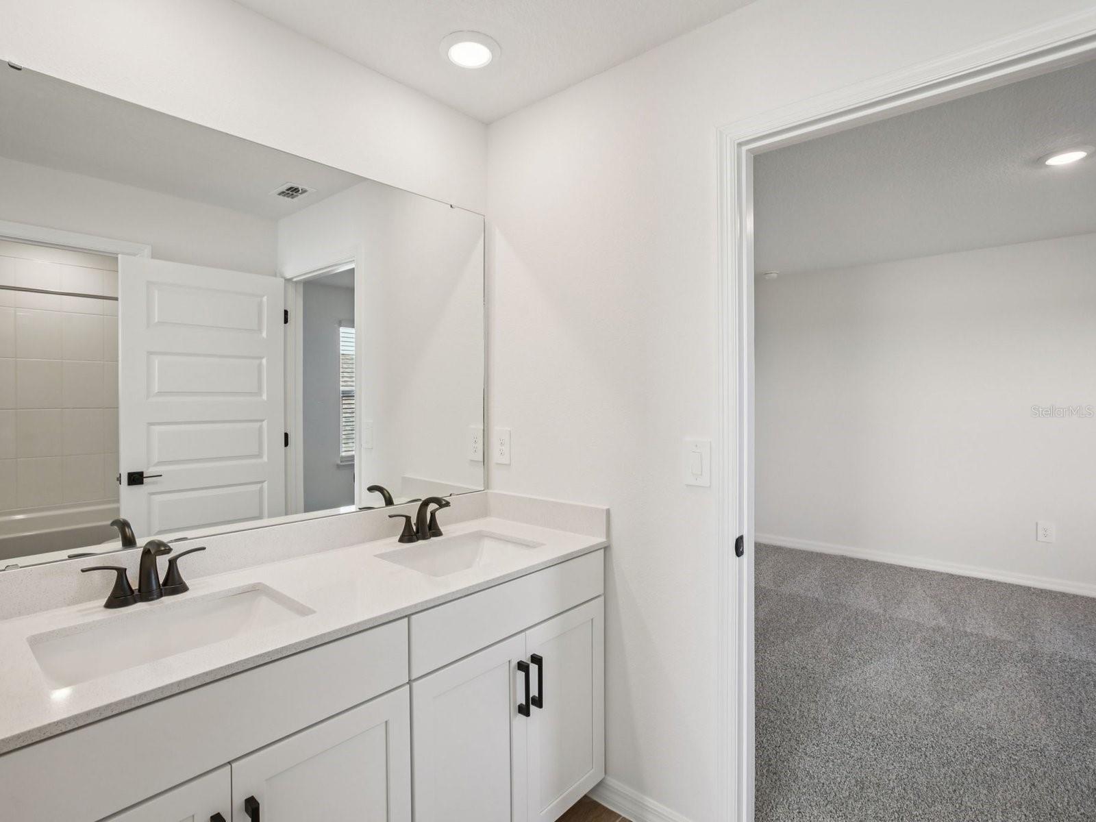 Image 40 of 50 For 1922 Coolridge Place