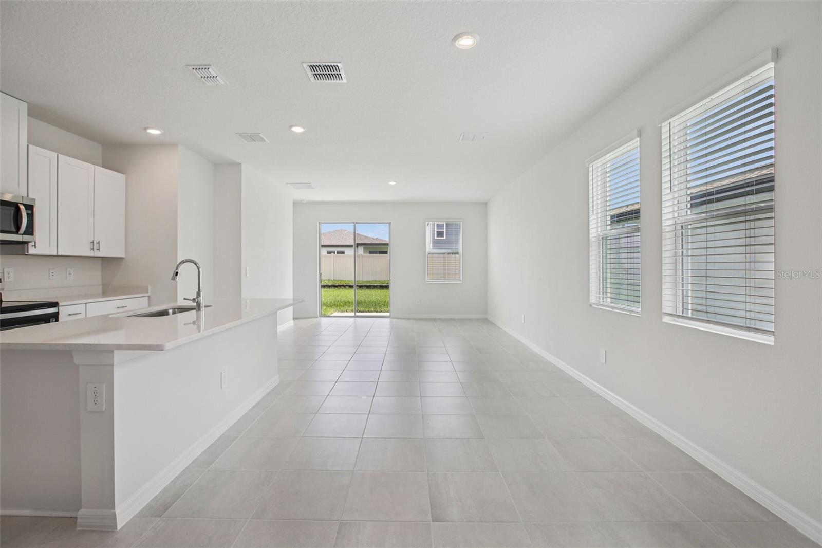 Image 12 of 41 For 1820 Brekey Way