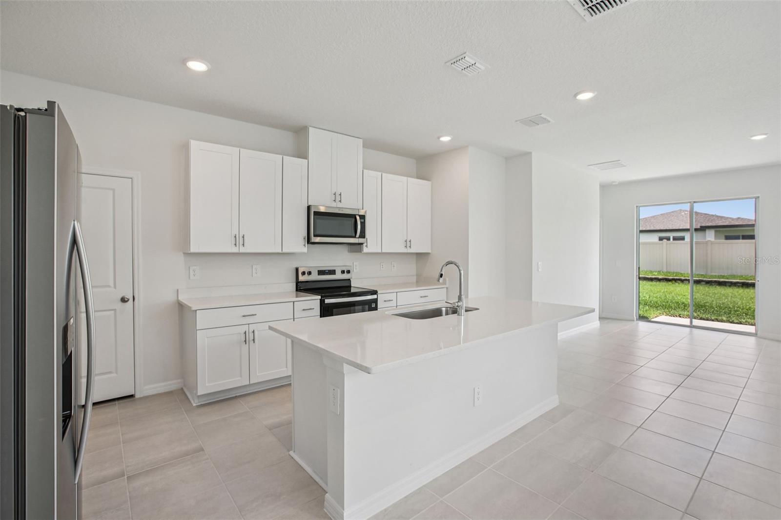 Image 15 of 41 For 1820 Brekey Way