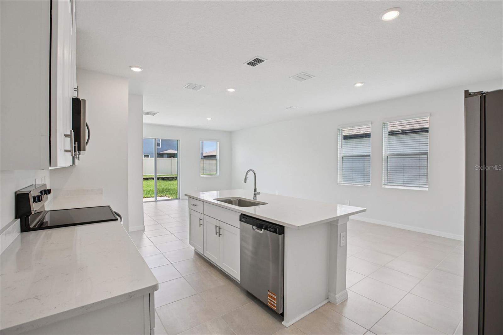Image 17 of 41 For 1820 Brekey Way