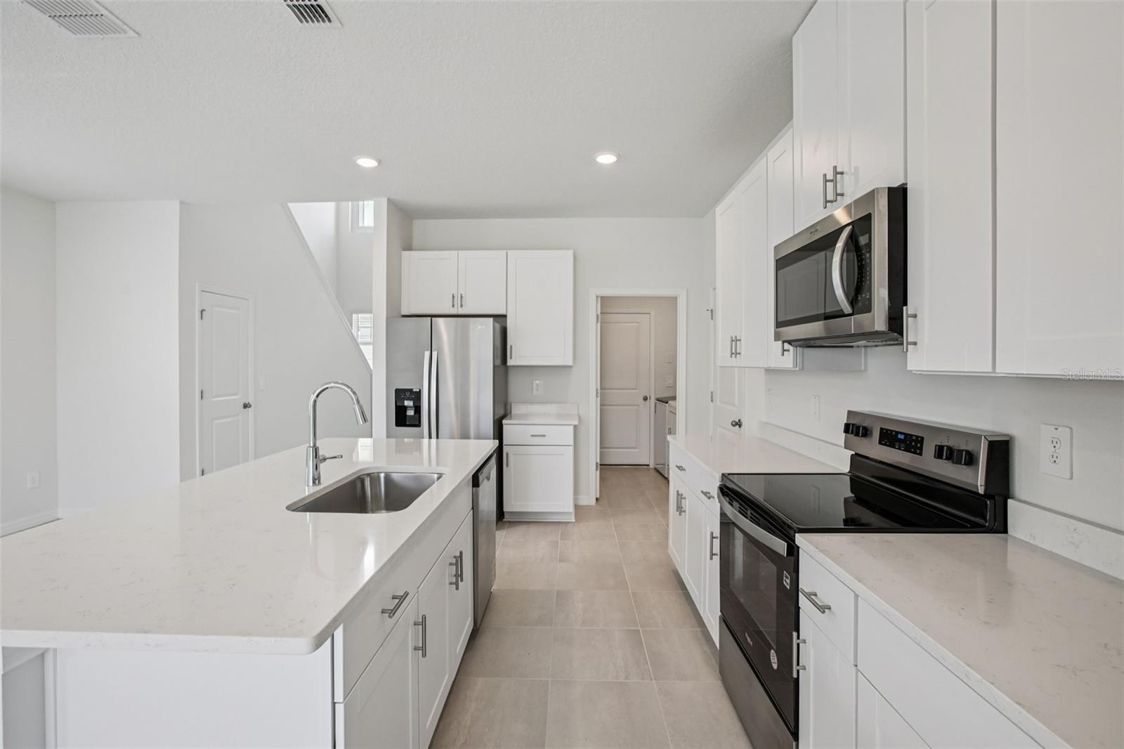 Image 18 of 41 For 1820 Brekey Way