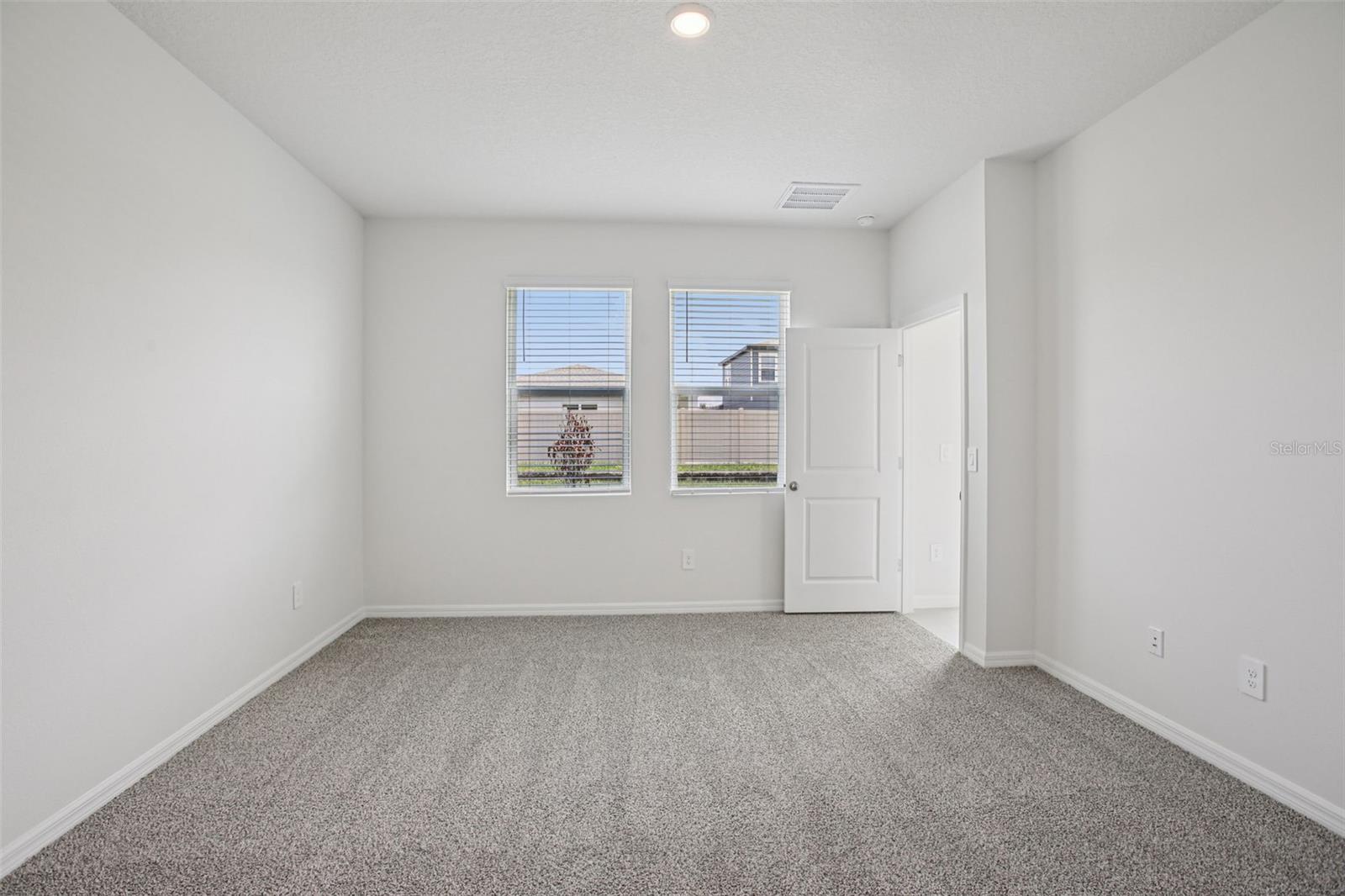 Image 24 of 41 For 1820 Brekey Way