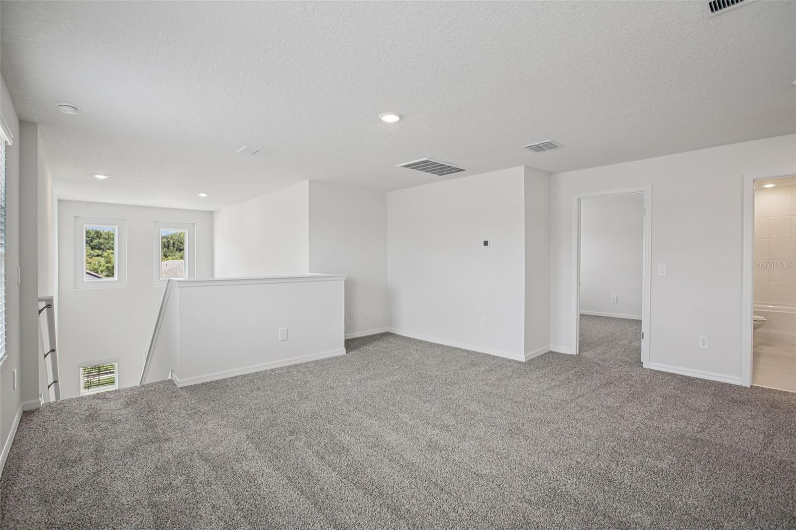 Image 28 of 41 For 1820 Brekey Way
