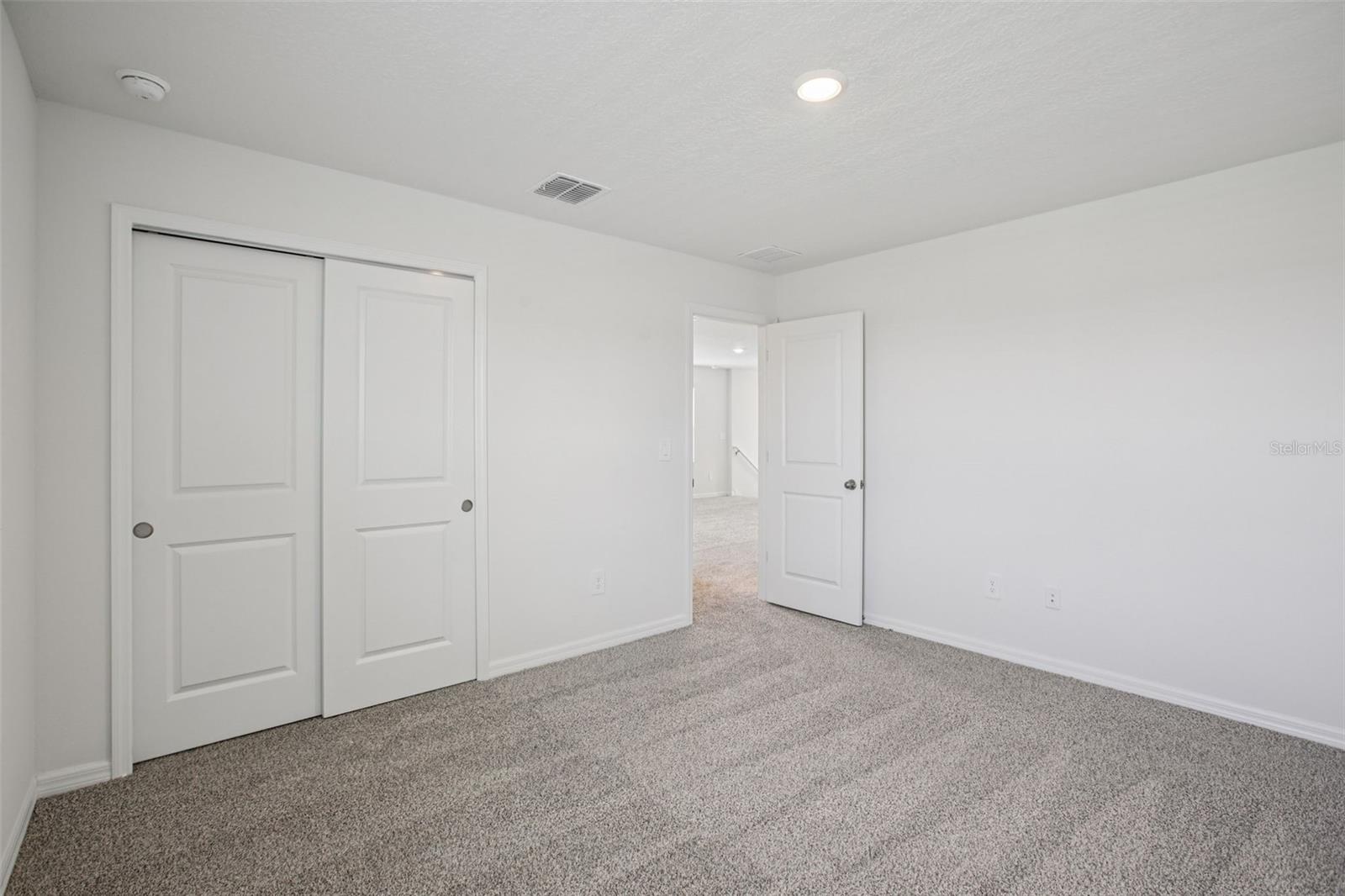 Image 34 of 41 For 1820 Brekey Way