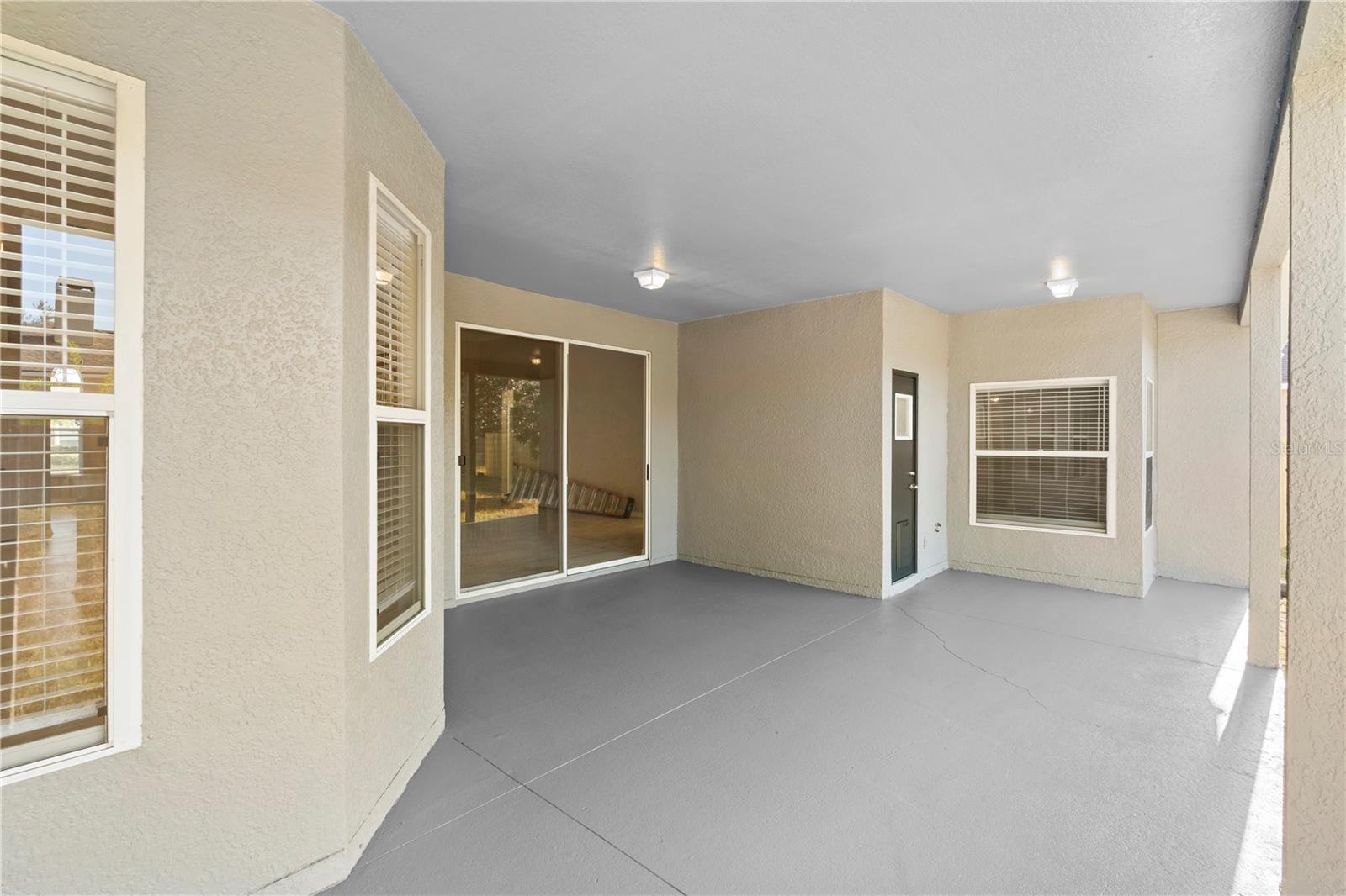 Image 37 of 42 For 9885 Montclair Circle Circle