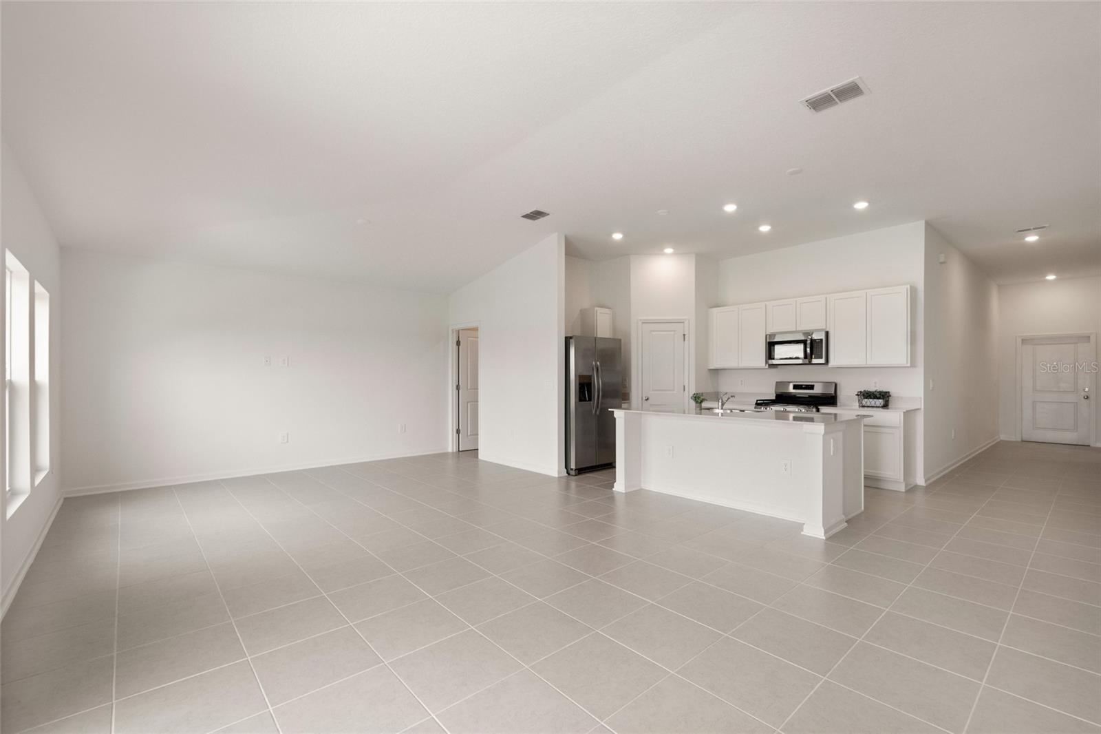 Image 18 of 38 For 7479 Sandstone Drive