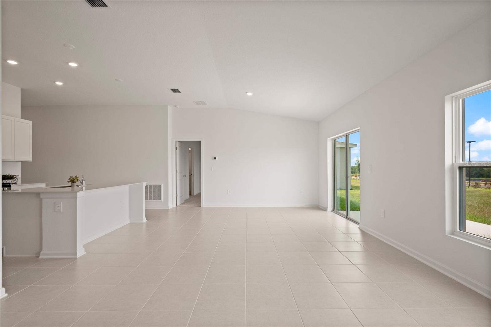 Image 22 of 38 For 7479 Sandstone Drive