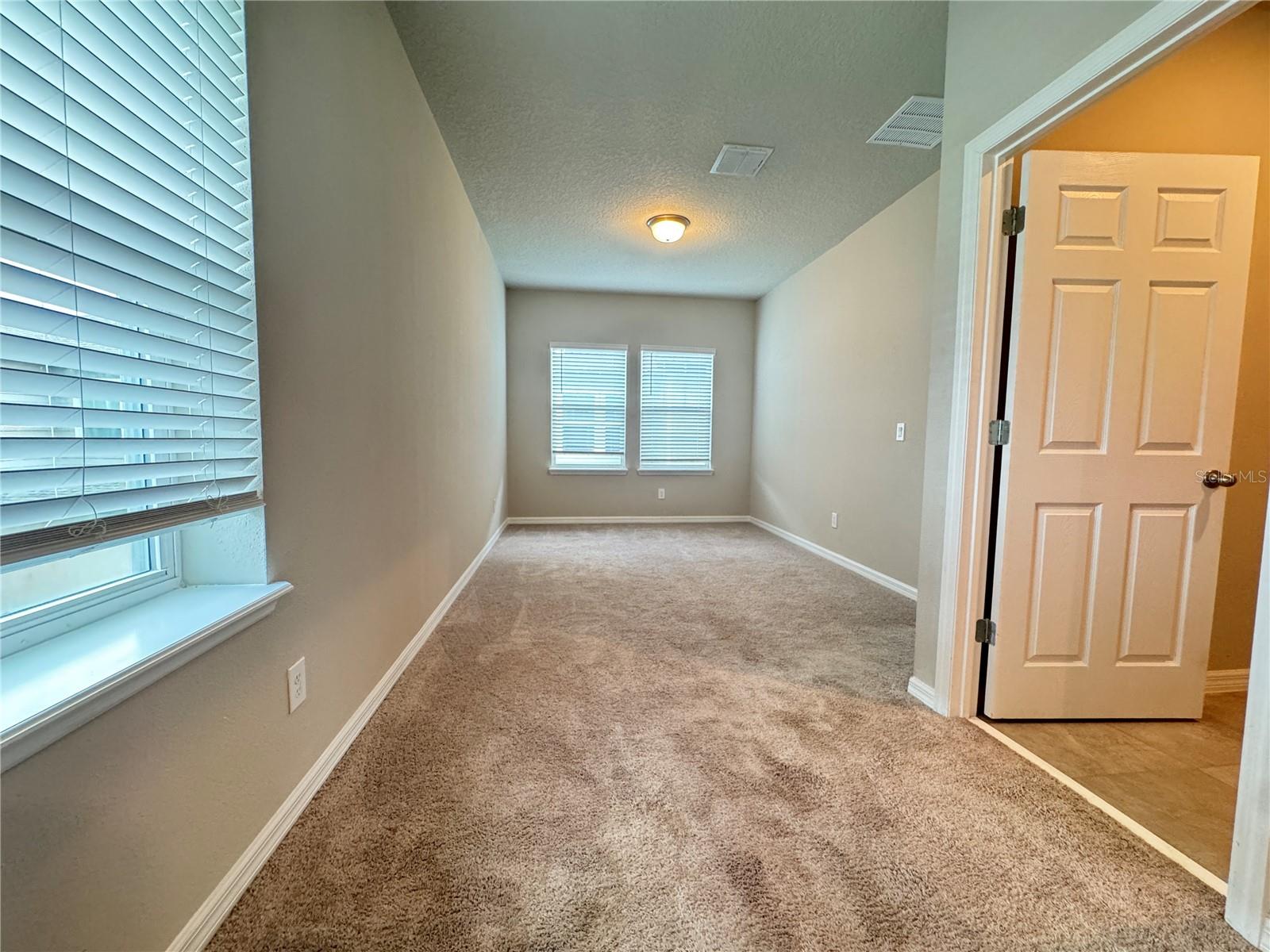 Image 12 of 33 For 440 Venetian Palms Boulevard