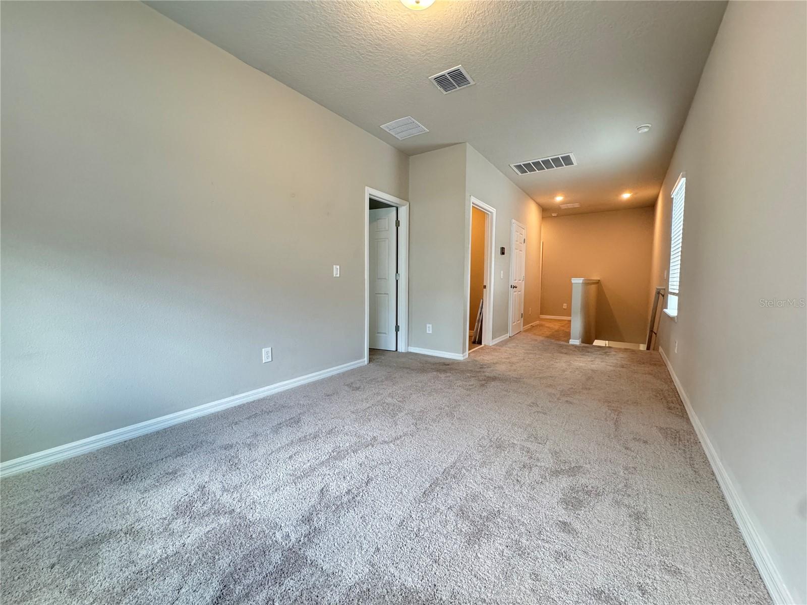 Image 13 of 33 For 440 Venetian Palms Boulevard
