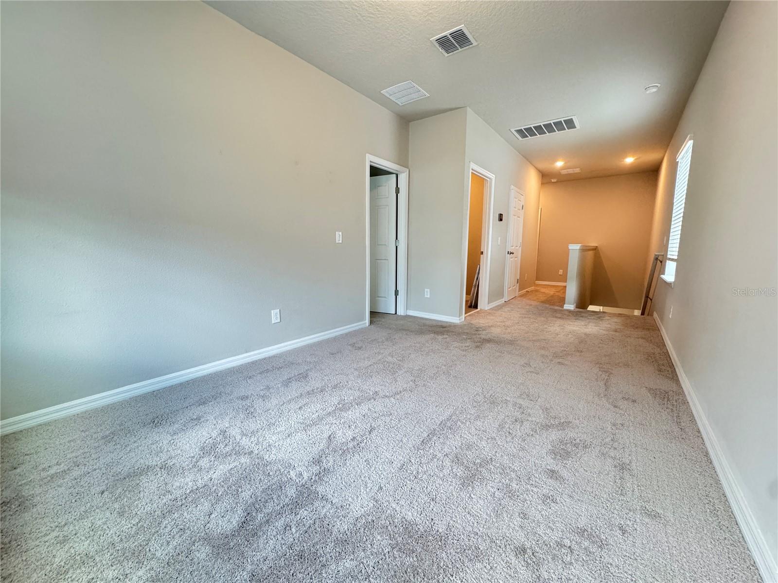 Image 14 of 33 For 440 Venetian Palms Boulevard