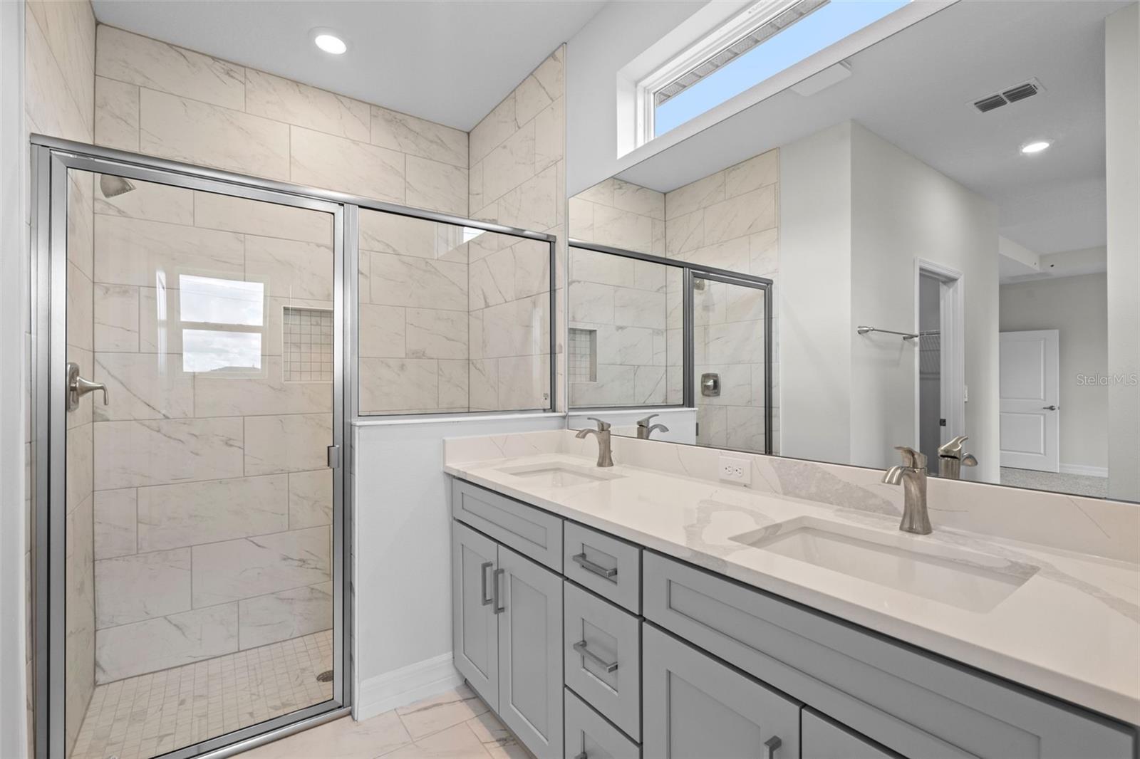 Image 11 of 25 For 4825 134th Loop