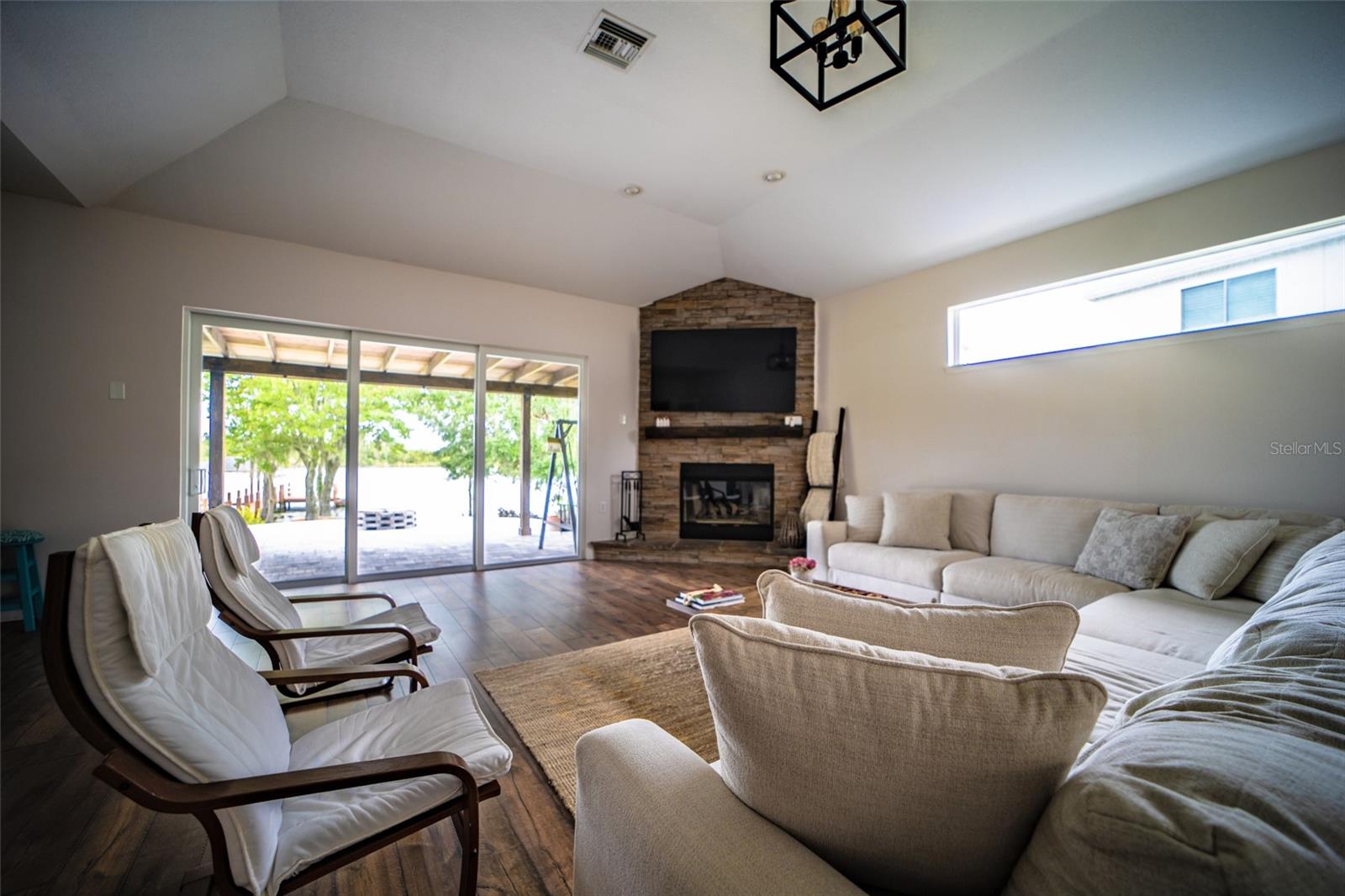 Image 37 of 83 For 13048 Lake Roper Ct.