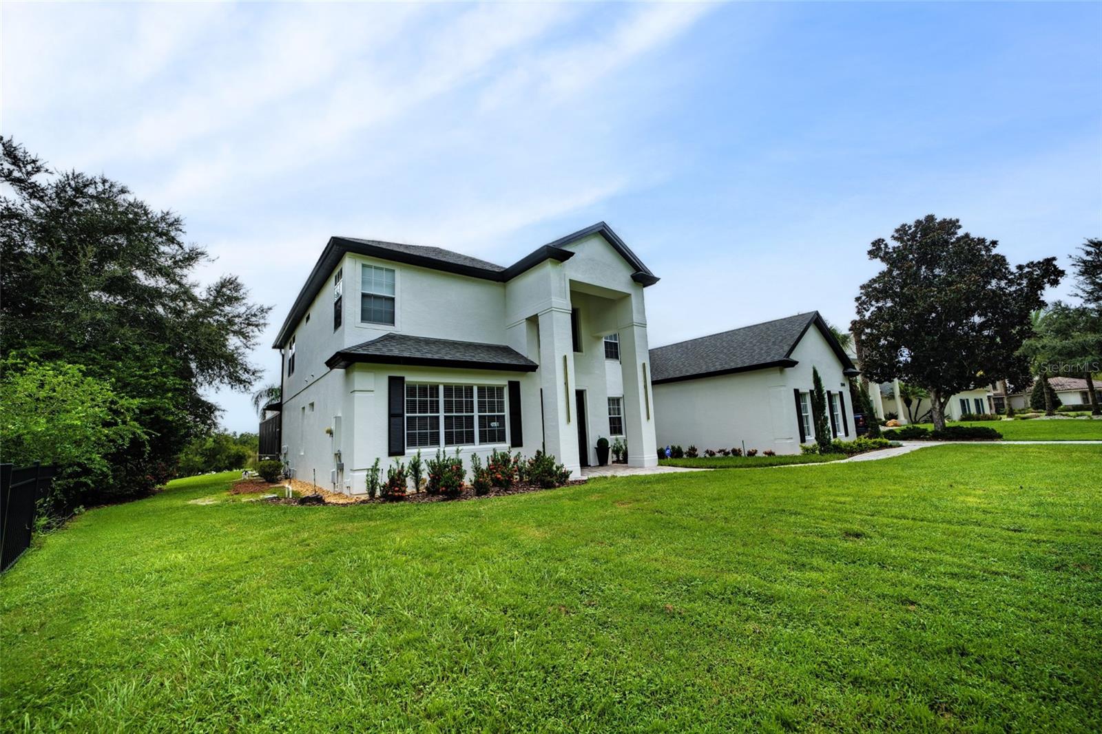 Image 5 of 83 For 13048 Lake Roper Ct.